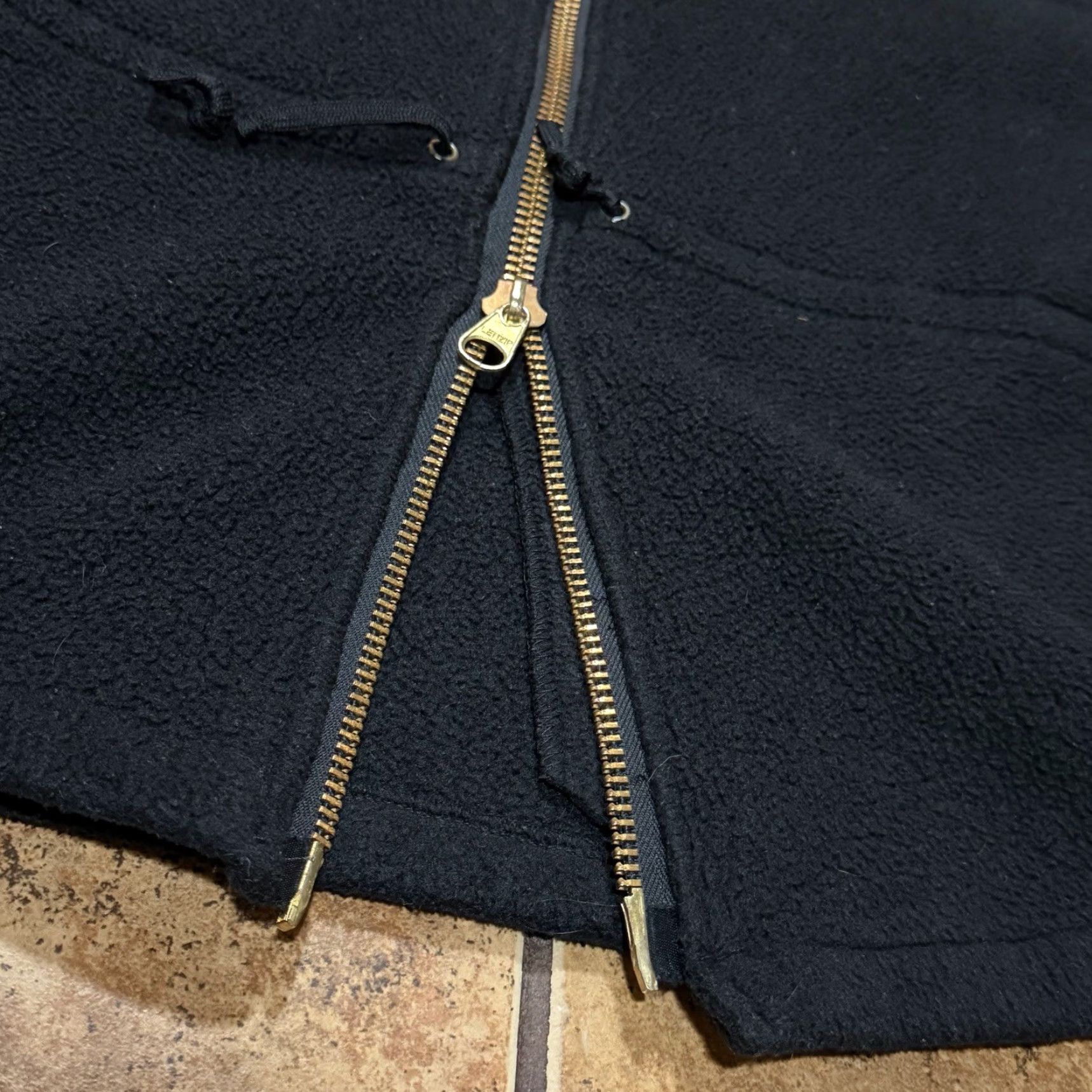 Vintage VINTAGE Woolrich Fleece Jacket Hooded Mens XL Black Full Zip Made in USA Shirt Jacket Mens XL Black Woolrich Fleece Full Zip USA Vintage Size US XL / EU 56 / 4 - 7 Thumbnail