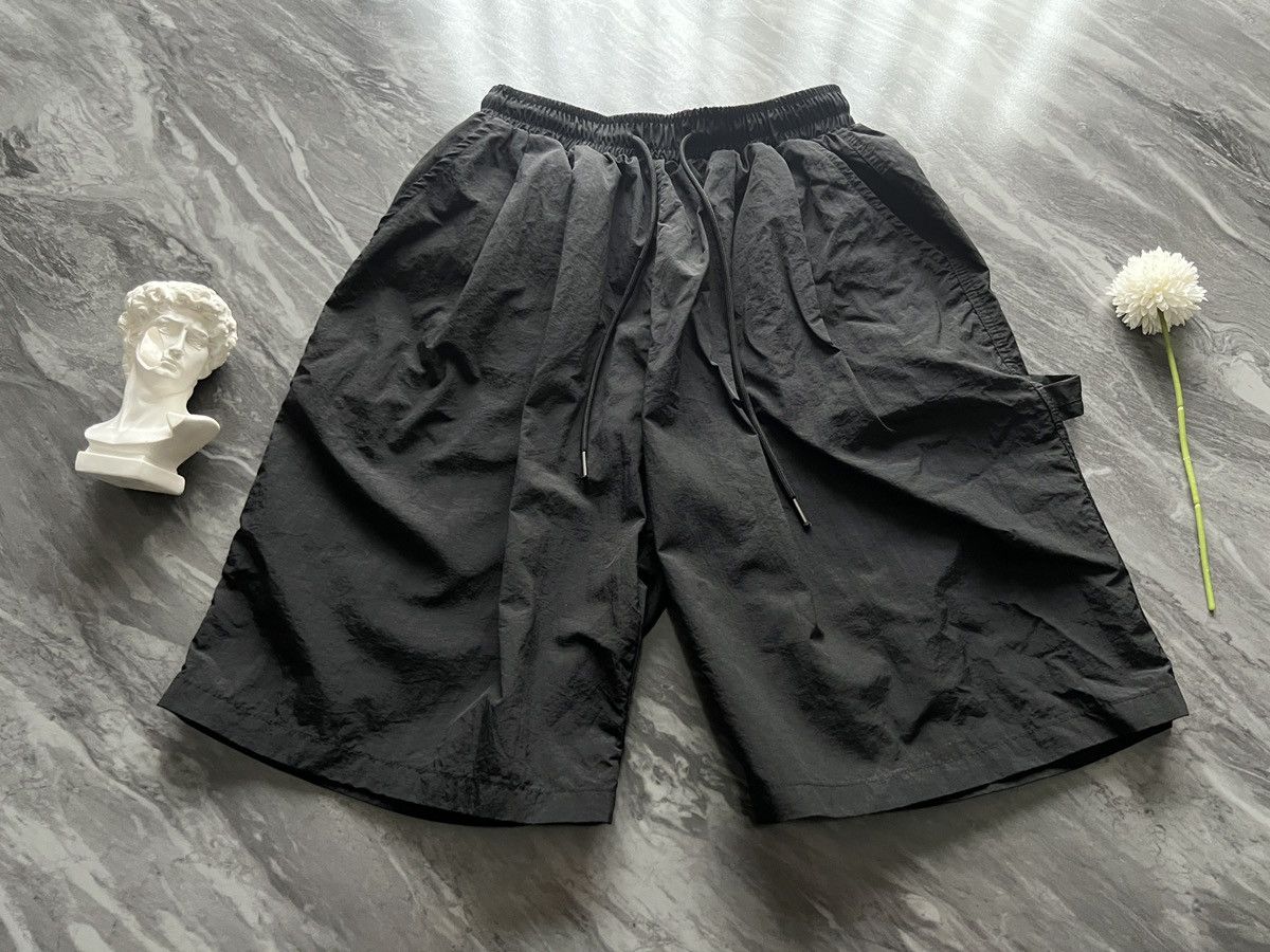 Other Glamour : Five Pocket Short Black Size US 34 / EU 50 - 2 Thumbnail
