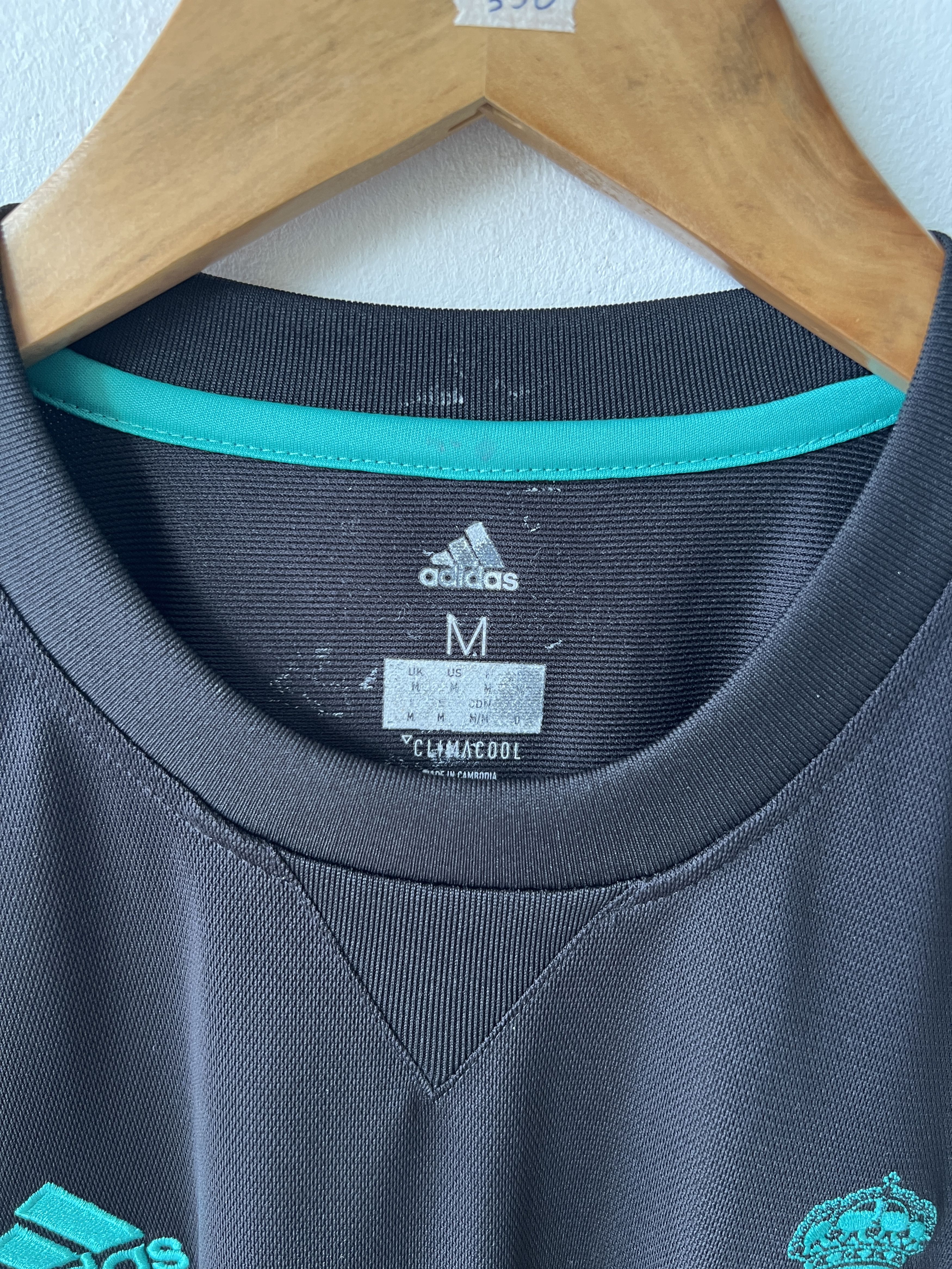 Adidas (M) Real Madrid 2017-18 Away Kit Ronaldo #7 Size US M / EU 48-50 / 2 - 4 Thumbnail