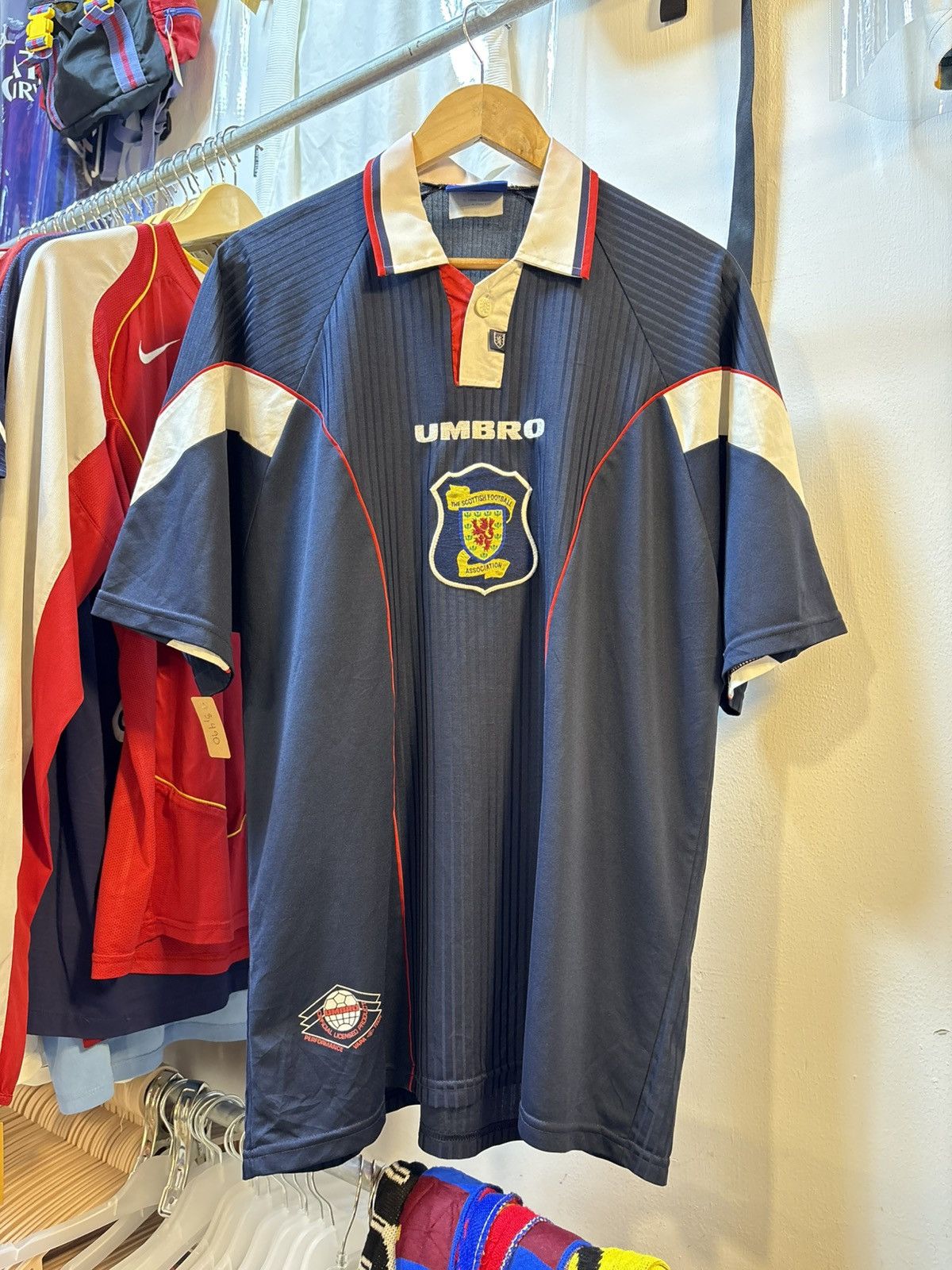 Umbro Vintage 1996-1998 Scotland Football Team Home Kit Size US XL / EU 56 / 4 - 1 Thumbnail