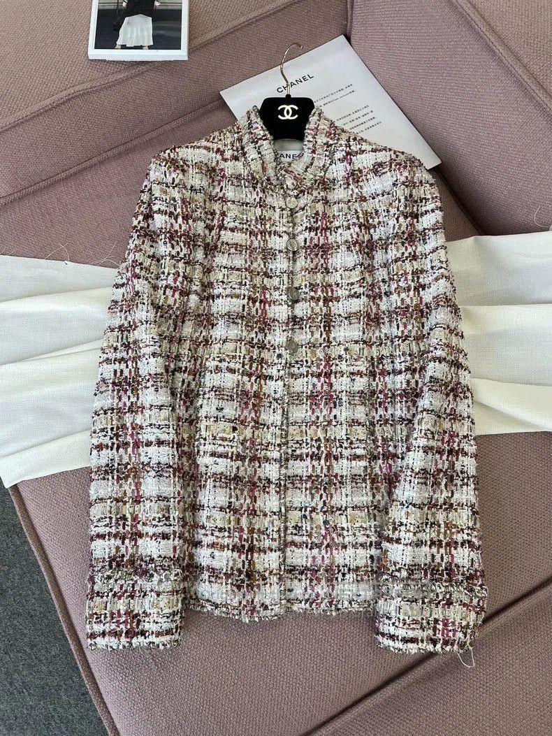Chanel Chanel Tweed Floral Metal Ring Jacket. Size US M / EU 48-50 / 2 - 1 Thumbnail