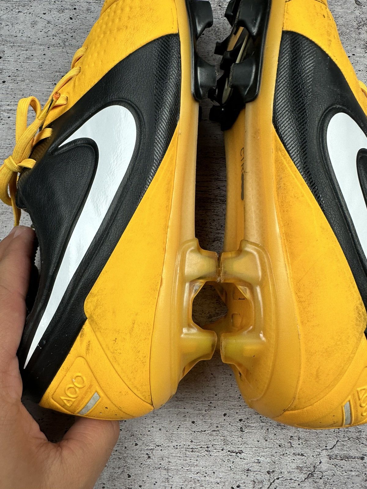 Nike 2012 Nike CTR 360 Maestro Vintage Soccer Boots Size US 13 / EU 46 - 14 Thumbnail
