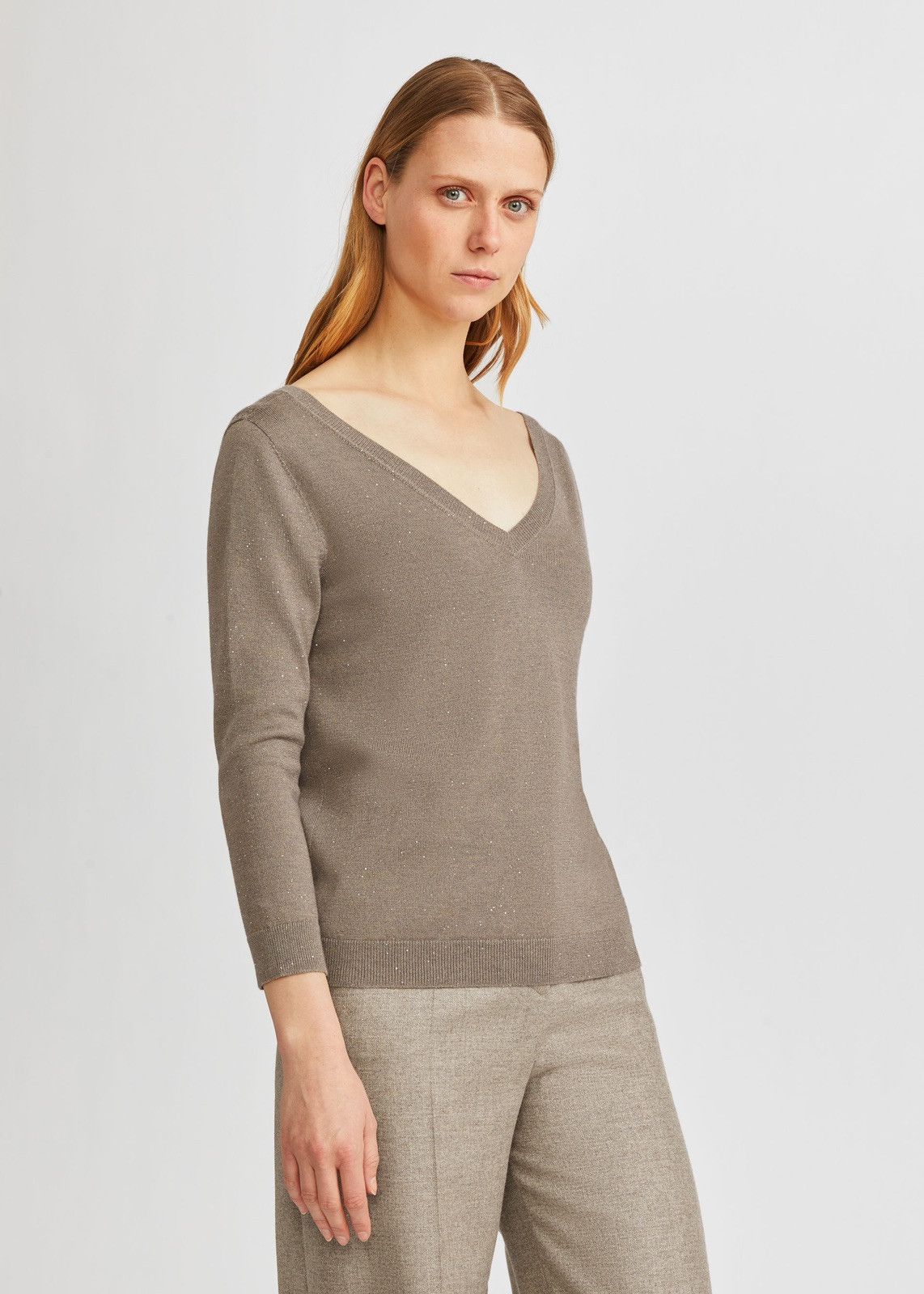 Loro Piana o1srvl11e0125 Stella Alpina V-Neck Sweater in Taupe Size M / US 6-8 / IT 42-44 - 2 Thumbnail