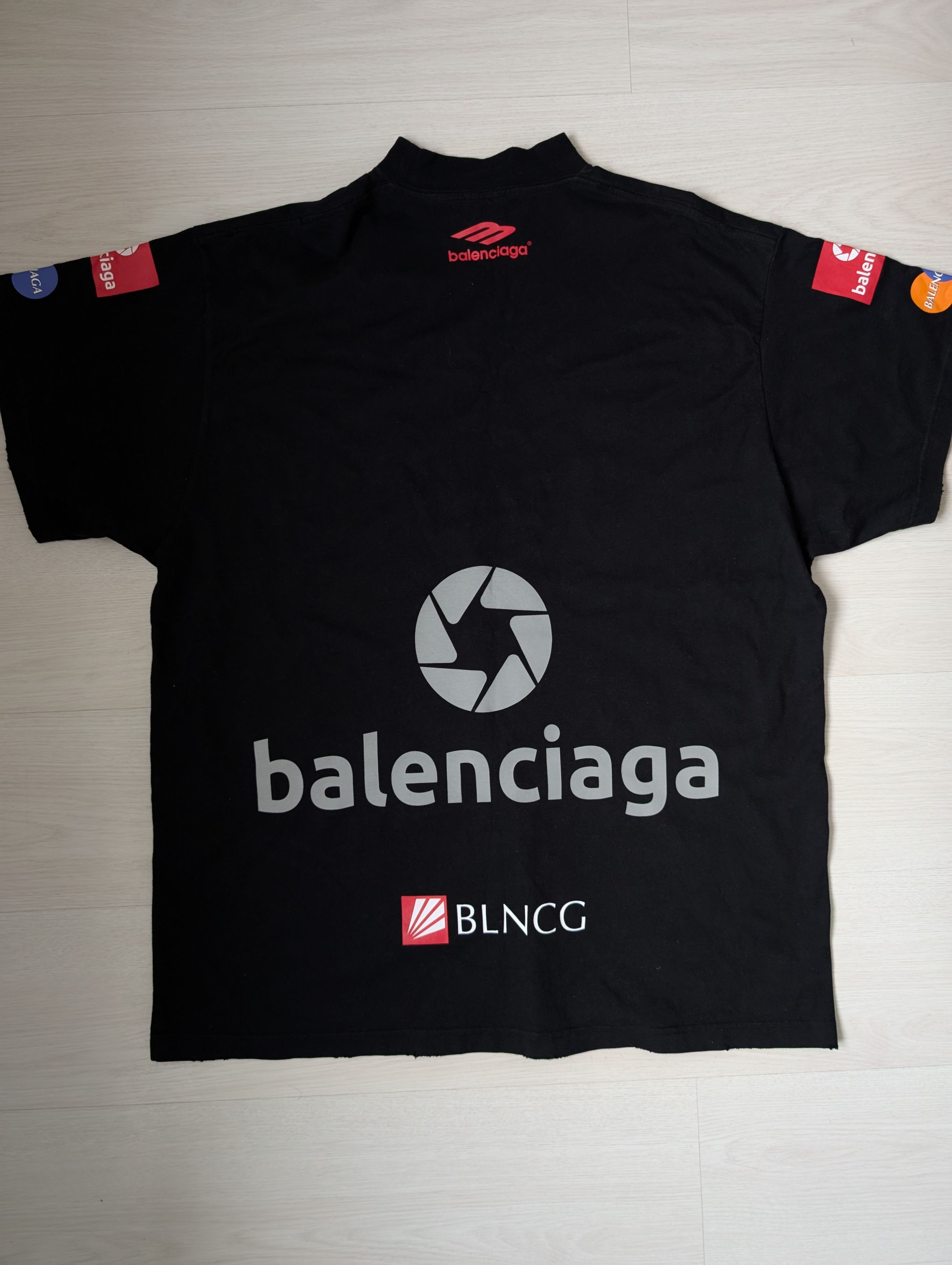 Balenciaga balenciaga multi logo t-shirt Size US L / EU 52-54 / 3 - 2 Thumbnail