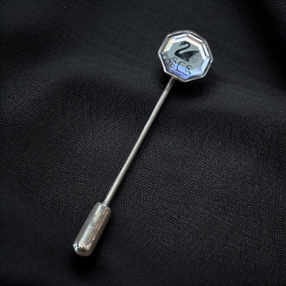 Swarovski Vintage Swarovski Collectors Society sticker pin Size ONE SIZE - 1 Thumbnail