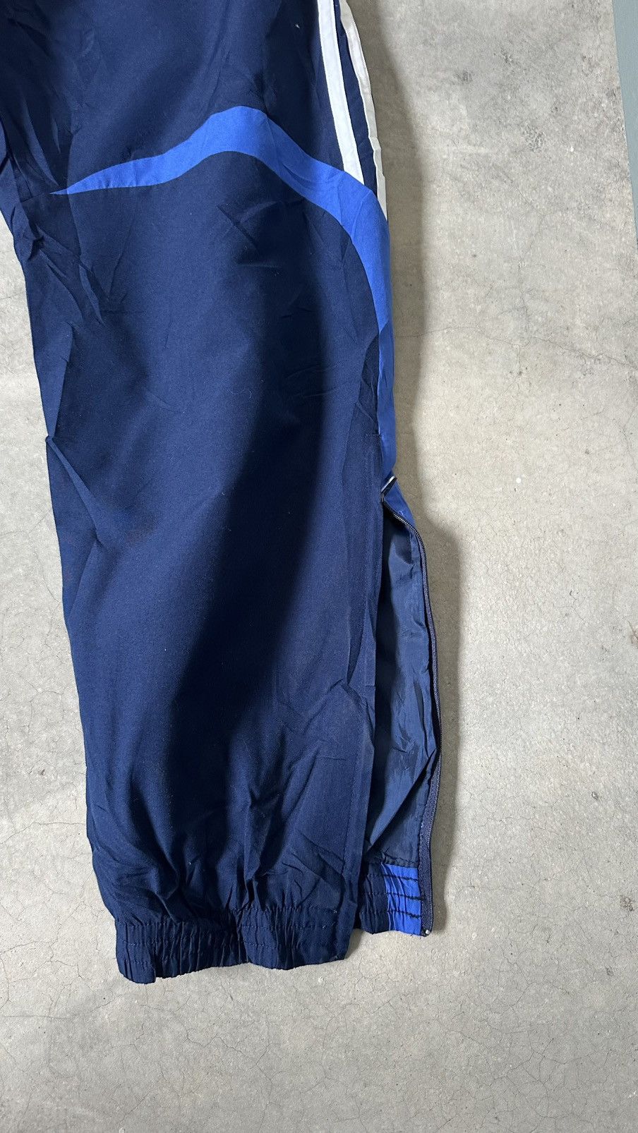 Adidas VINTAGE ADIDAS CHELSEA TRACK PANT Size US 38 / EU 54 - 14 Thumbnail