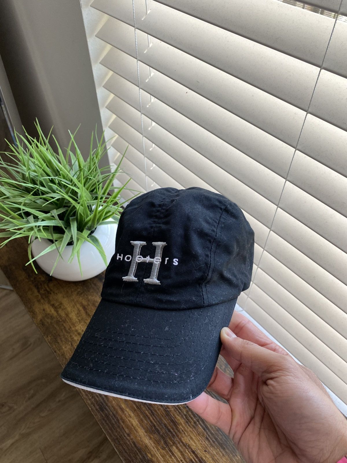 Other Hooters 5 Panel Hat Size ONE SIZE - 3 Thumbnail