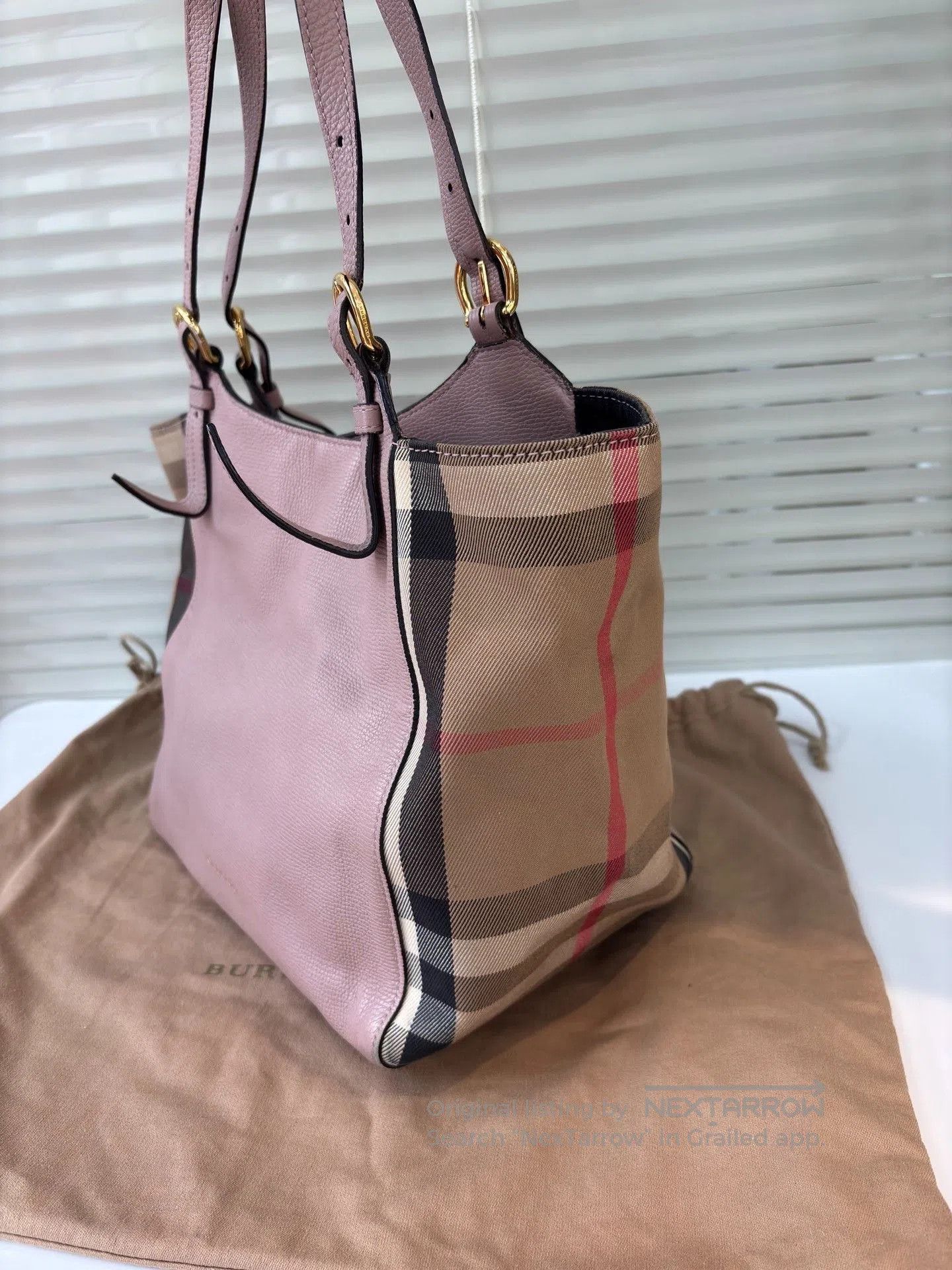 Burberry Burberry Pink Plaid Tote Bag. Size ONE SIZE - 3 Thumbnail