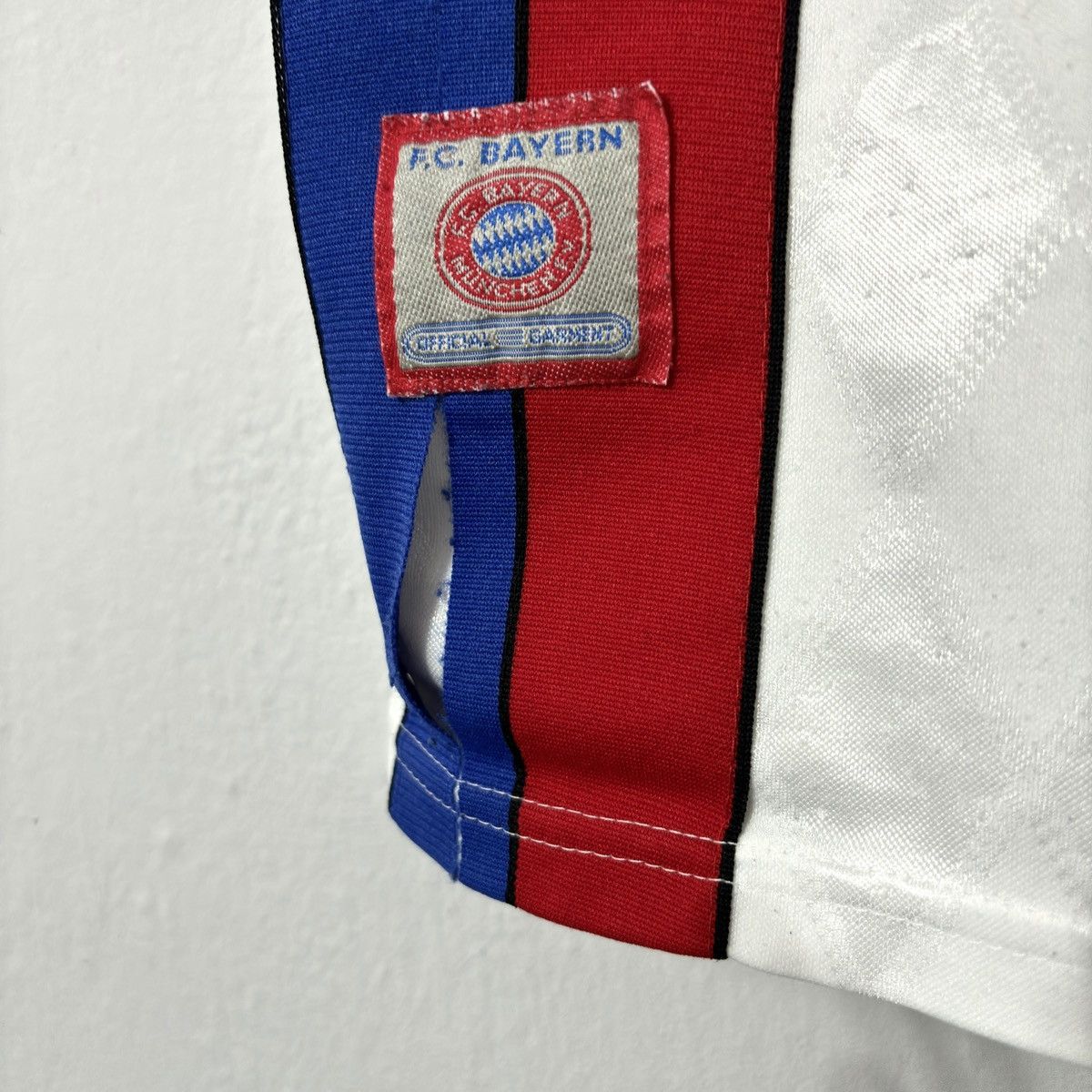 Adidas × Vintage 1995 1996 FC Bayern Munich Adidas Away Vintage Soccer Jersey Size US XL / EU 56 / 4 - 5 Thumbnail