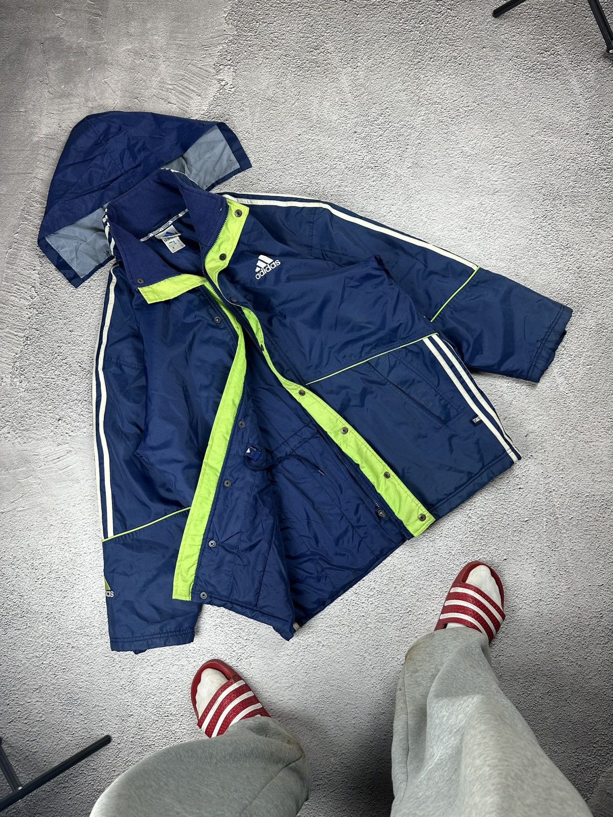 Adidas Vintage Adidas Down Puffer Jacket Striped Nylon Y2K Style Size US S / EU 44-46 / 1 - 1 Thumbnail