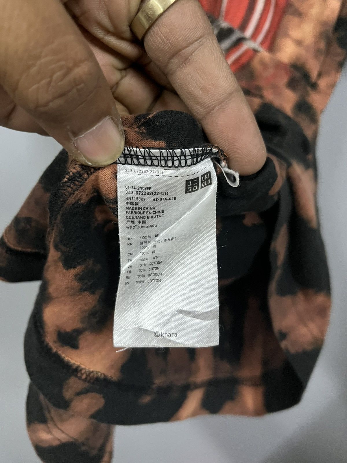 Uniqlo Custom tee Size US M / EU 48-50 / 2 - 5 Thumbnail