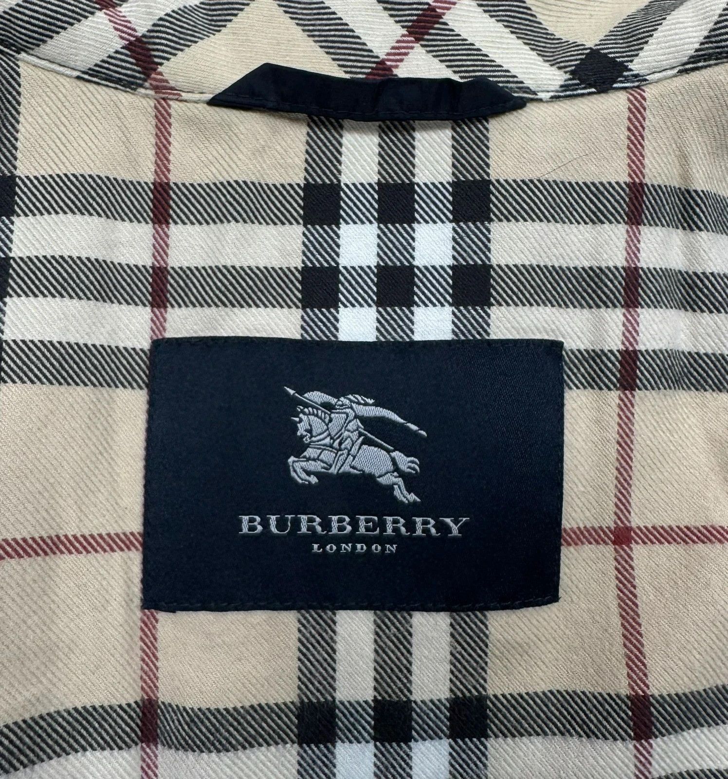 Burberry Burberry Vintage Quilted Jacket Check Women size DE40 Size M / US 6-8 / IT 42-44 - 18 Thumbnail