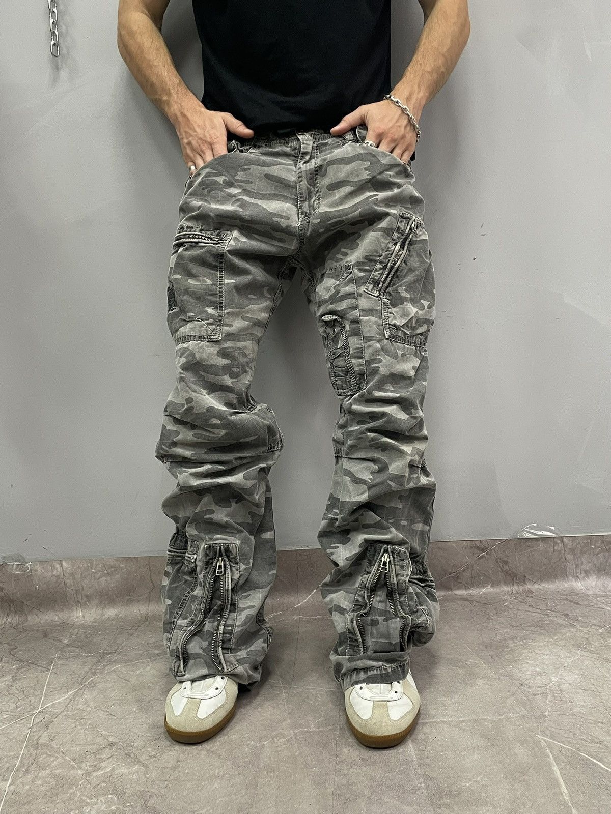 Junya Watanabe Japanese cargo zipper Junya watanabe style y2k pants rare Size US 34 / EU 50 - 1 Thumbnail