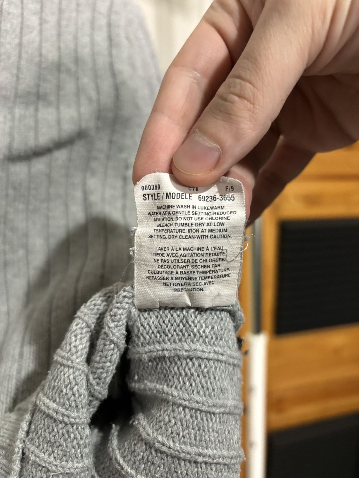 Levi's × Vintage Vintage Y2K Levi's Grey Ribbed Sweater Size S / US 4 / IT 40 - 7 Thumbnail