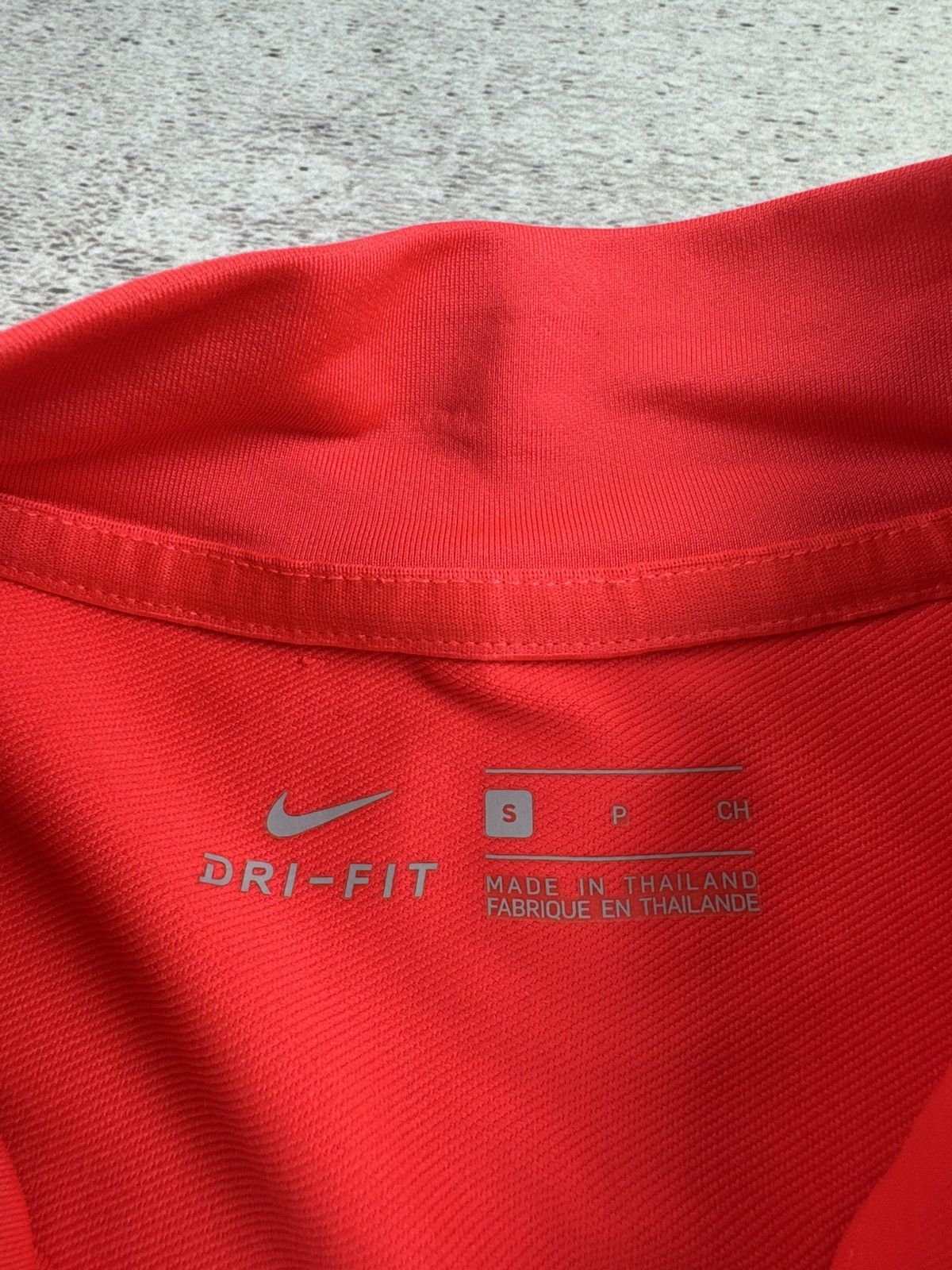 Nike LIVERPOOL 2020/2021 Training 1/3 1/4 Nike Soccer Football Fan T Shirt Jersey Kit Size US S / EU 44-46 / 1 - 9 Thumbnail