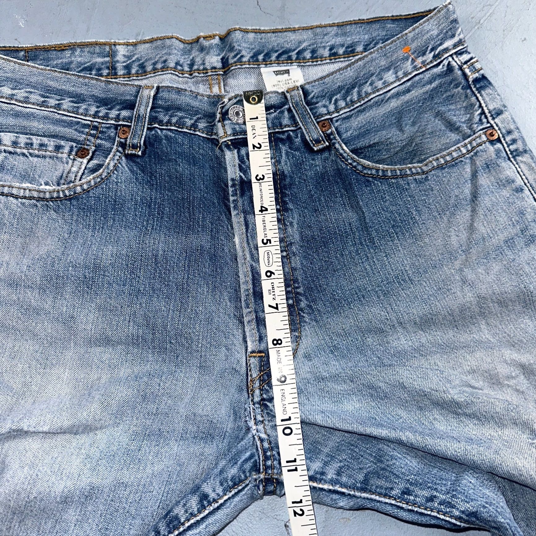 Levi's VINTAGE Levi's 501 Jeans Straight Blue Light Wash 33x34 90s Classic Regular Men Ships? Size US 33 - 6 Thumbnail