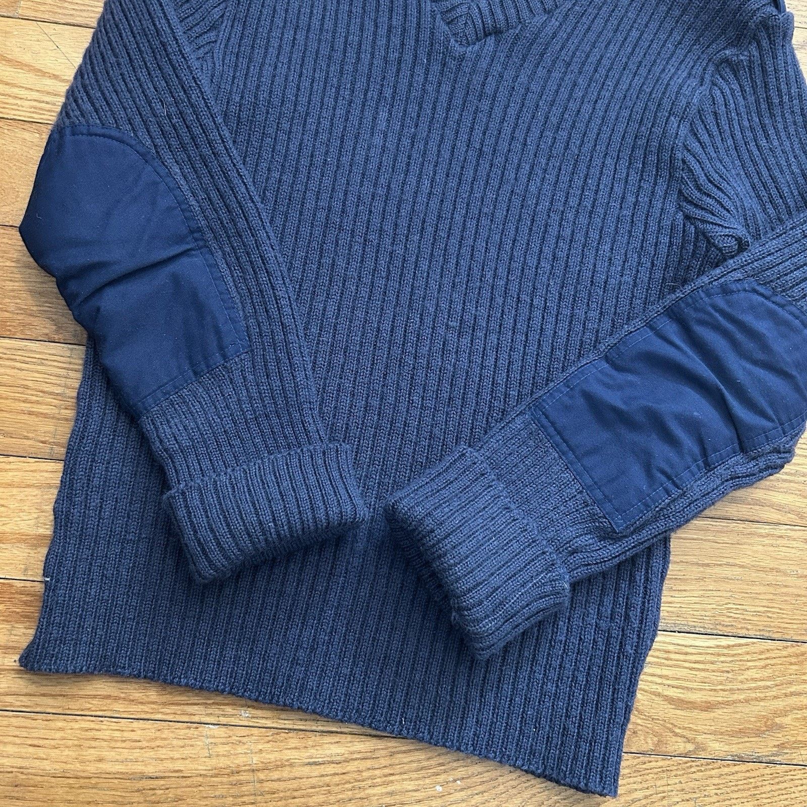Vintage The Woolly Pully UK Army Military Pure Wool Knit Sweater 44 Size US L / EU 52-54 / 3 - 5 Thumbnail
