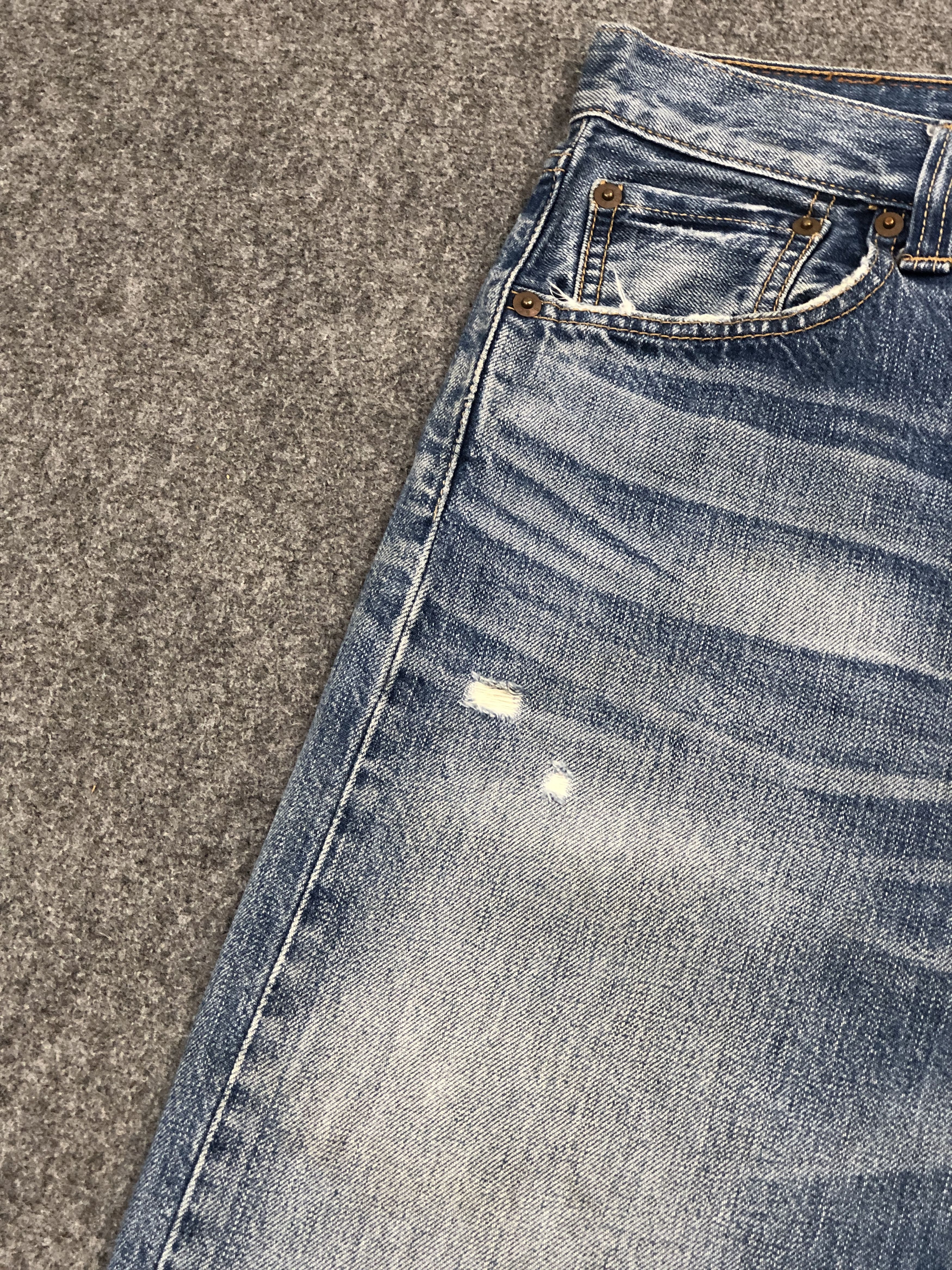 Levi's Stone Washed Vintage Levis 501 Jeans DP2312 Size US 29 - 9 Thumbnail
