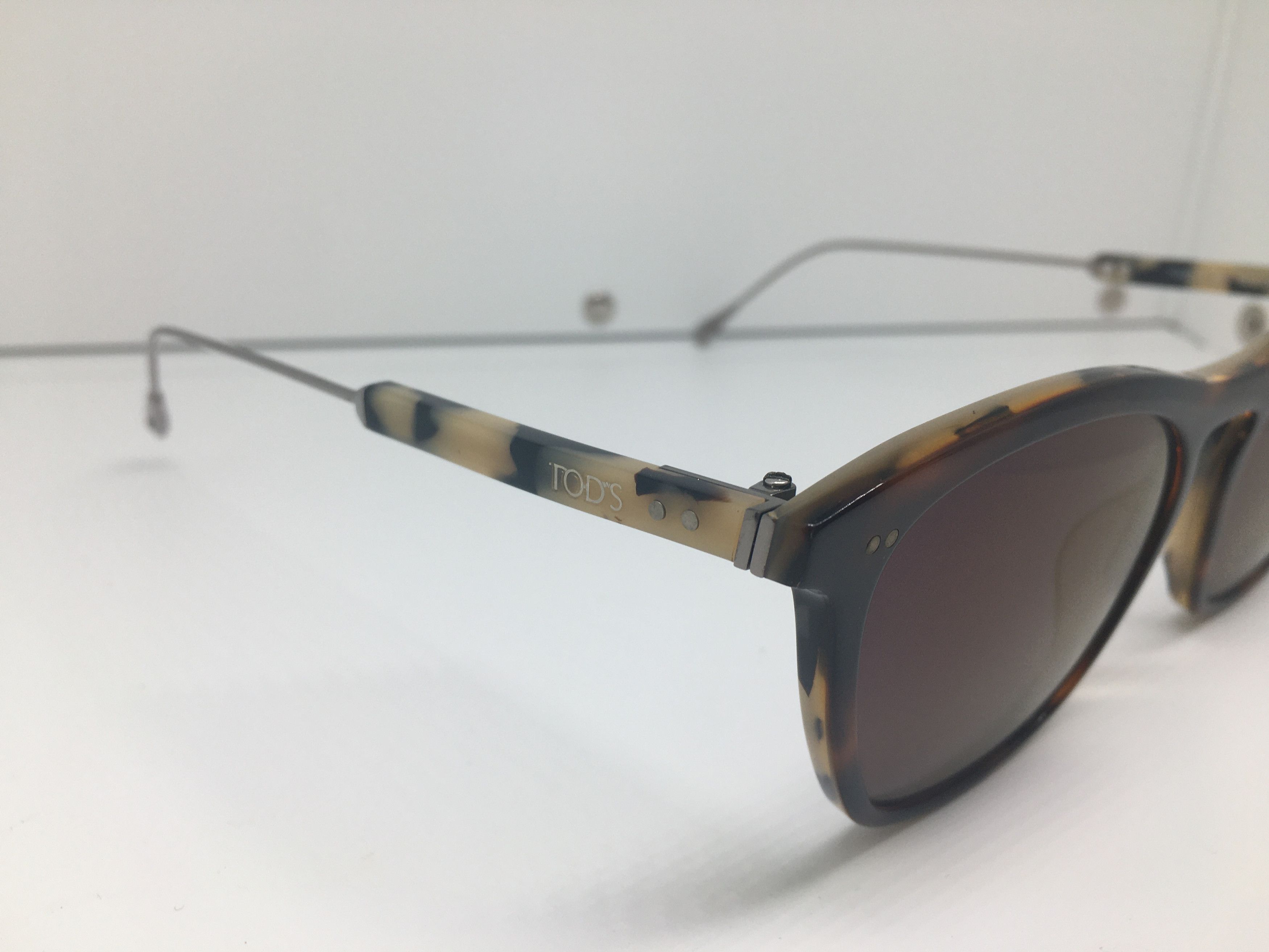 Other TOD's Tortoise Keyhole Bridge Sunglasses Frame Size ONE SIZE - 3 Thumbnail