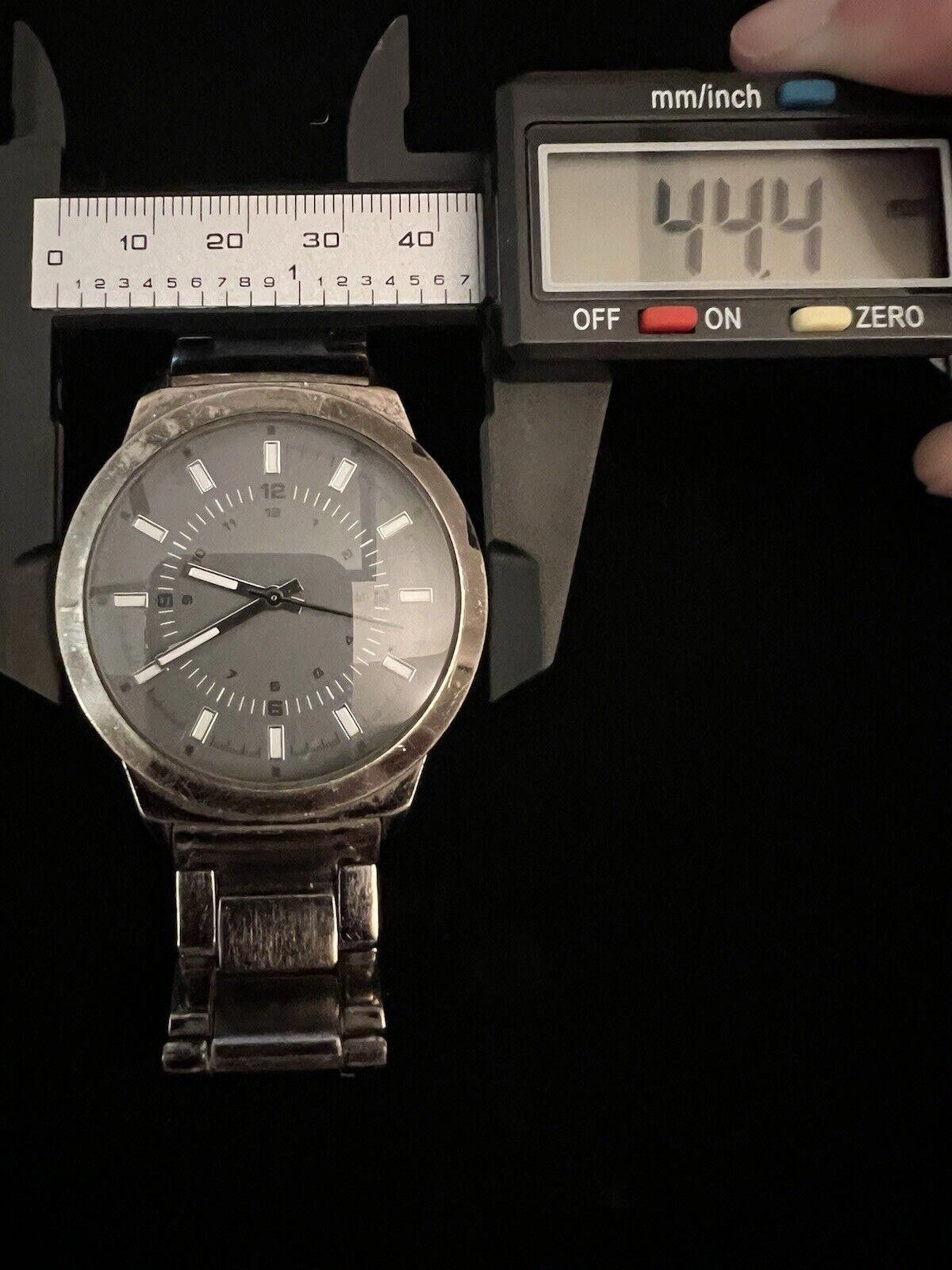 Designer Unbranded Men’s Black and Silver Watch Size ONE SIZE - 2 Thumbnail