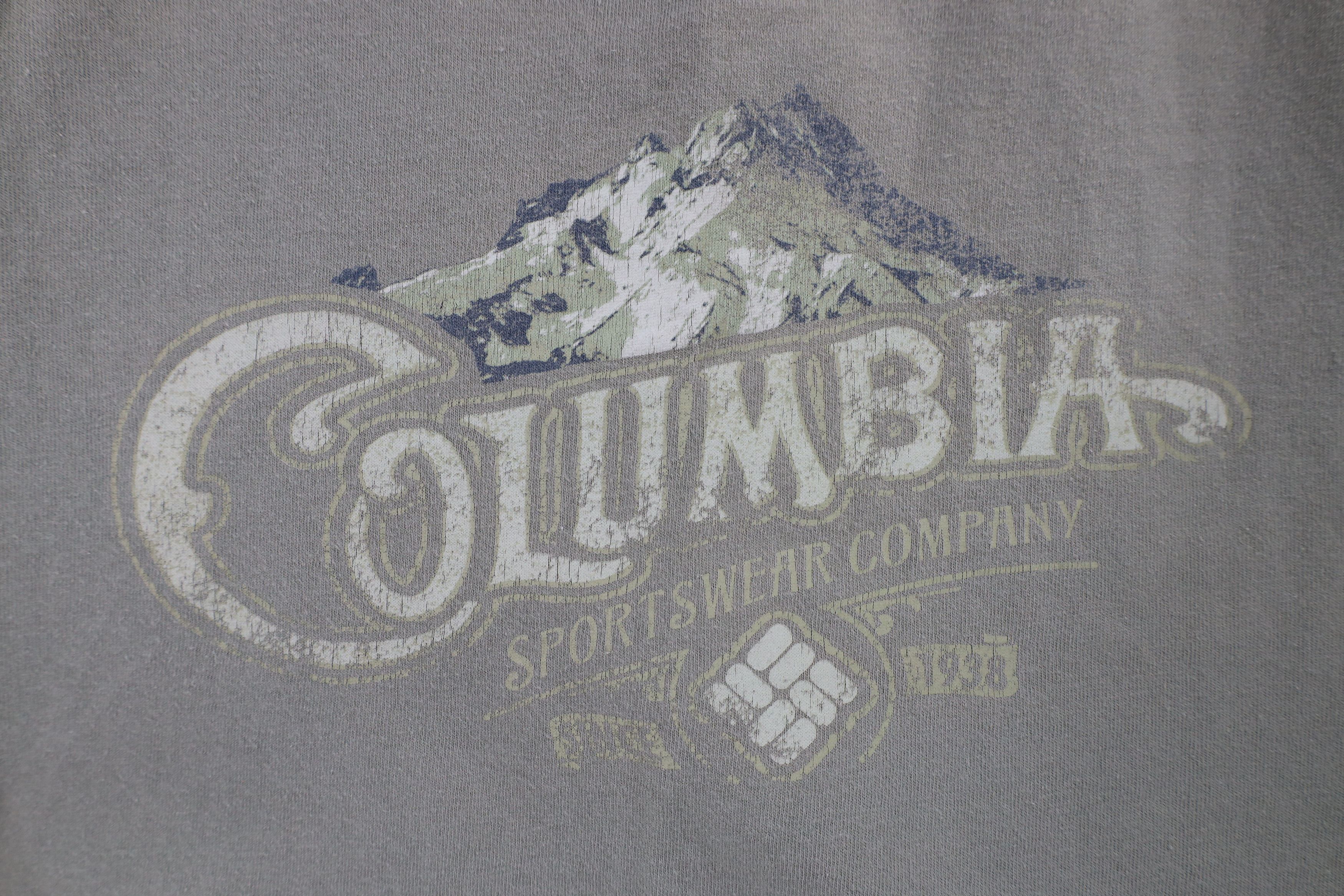 Columbia × Vintage Vintage 90s Columbia Spell Out Boxy Fit T-Shirt Green Cotton Size US L / EU 52-54 / 3 - 4 Thumbnail
