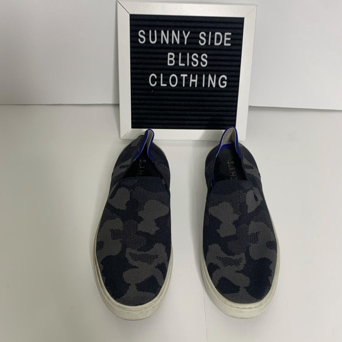 Rothy's Rothy’s Gray Multi Colored Camo Athletic Slip On Size 7.5 Size US 7.5 / IT 37.5 - 1 Thumbnail