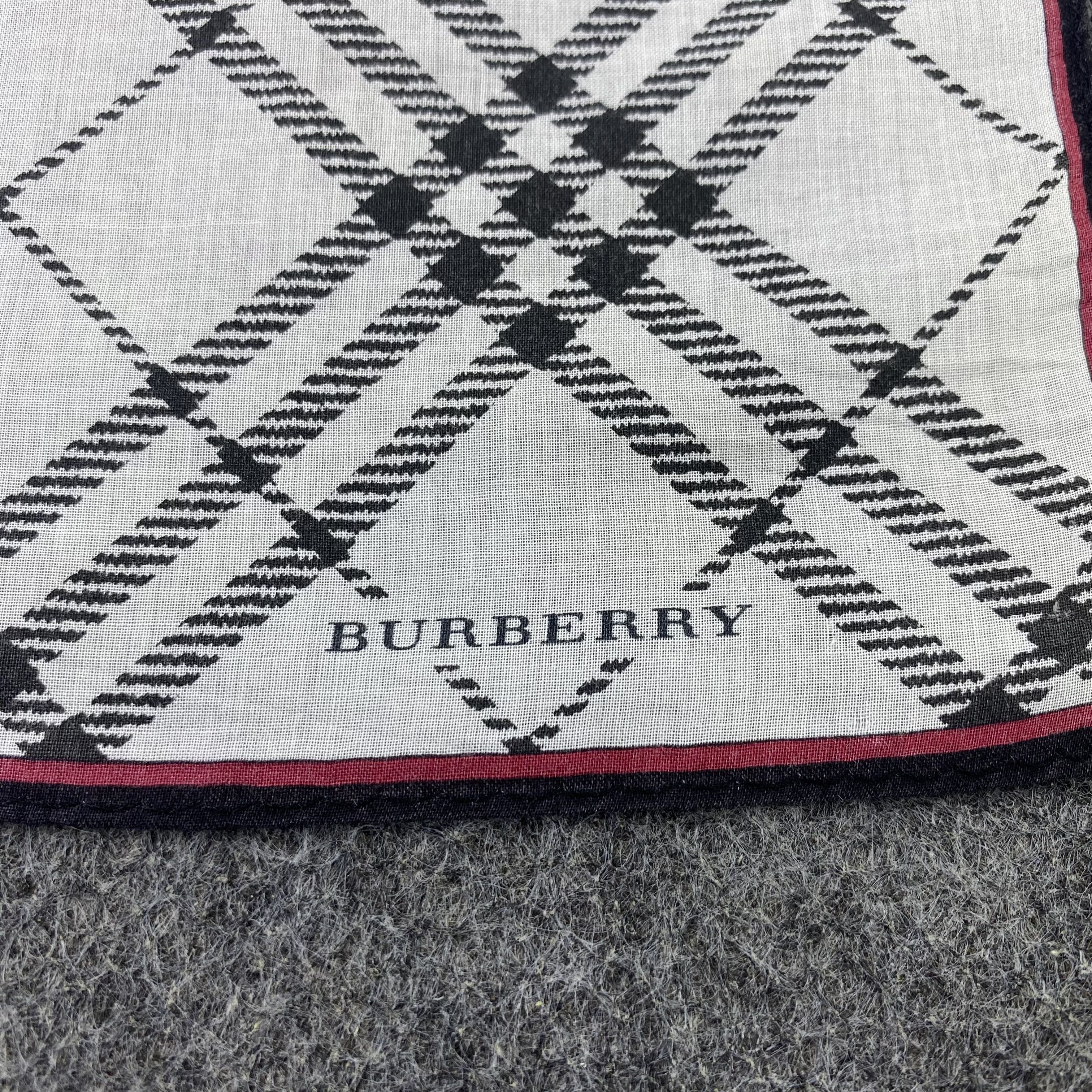 Burberry Burberry Handkerchief Neckerchief Bandana-B2072 Size ONE SIZE - 7 Thumbnail