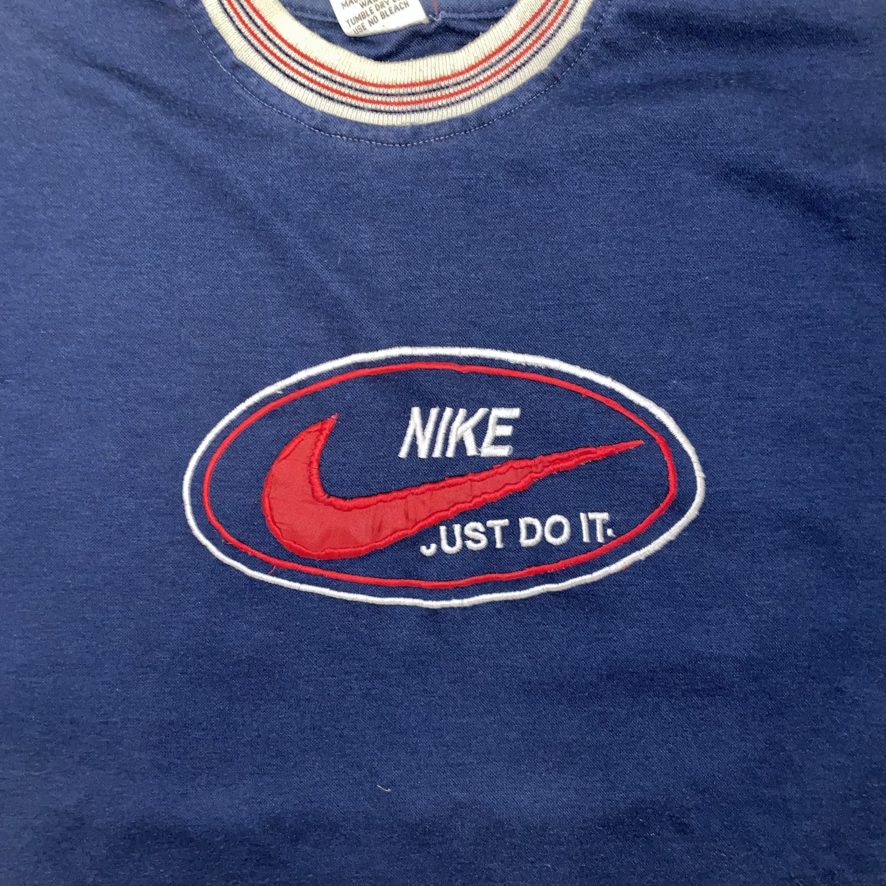 Nike Nike Vintage Big Logo Bootleg T Shirt Size US L / EU 52-54 / 3 - 2 Thumbnail