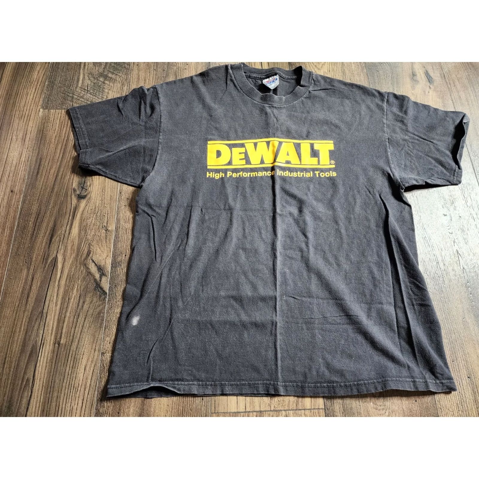 Hanes VINTAGE Hanes T-Shirt Dewalt Tools Guaranteed Tough Double-Sided Black XL Mens Shirt Size US XL / EU 56 / 4 - 7 Thumbnail