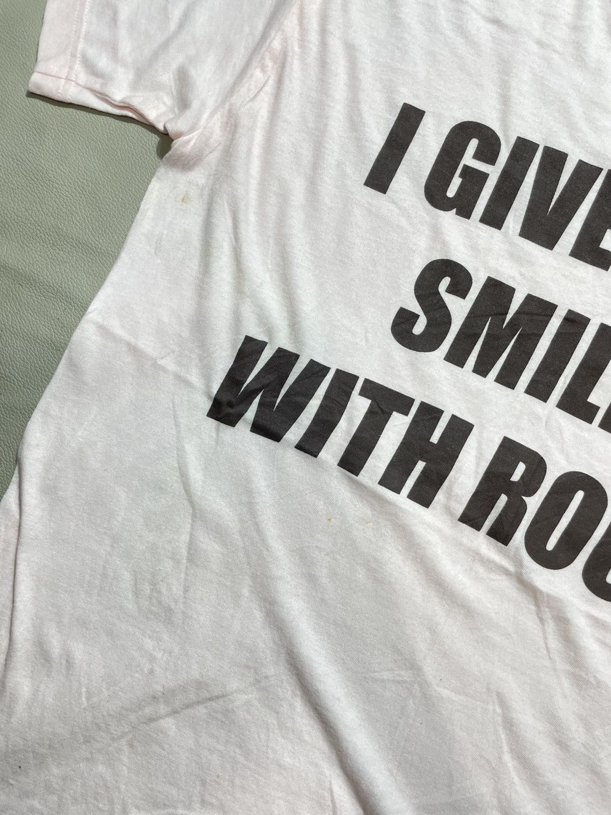 Vintage Vintage I give you smile with rock Tee Size US S / EU 44-46 / 1 - 2 Thumbnail