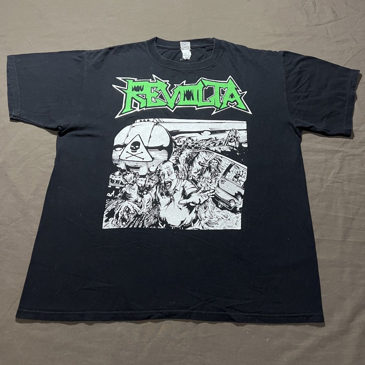 Band Tees Vintage Y2K Revolta Toxic Burial Tee XL Thrash metal Size US XL / EU 56 / 4 - 2 Thumbnail