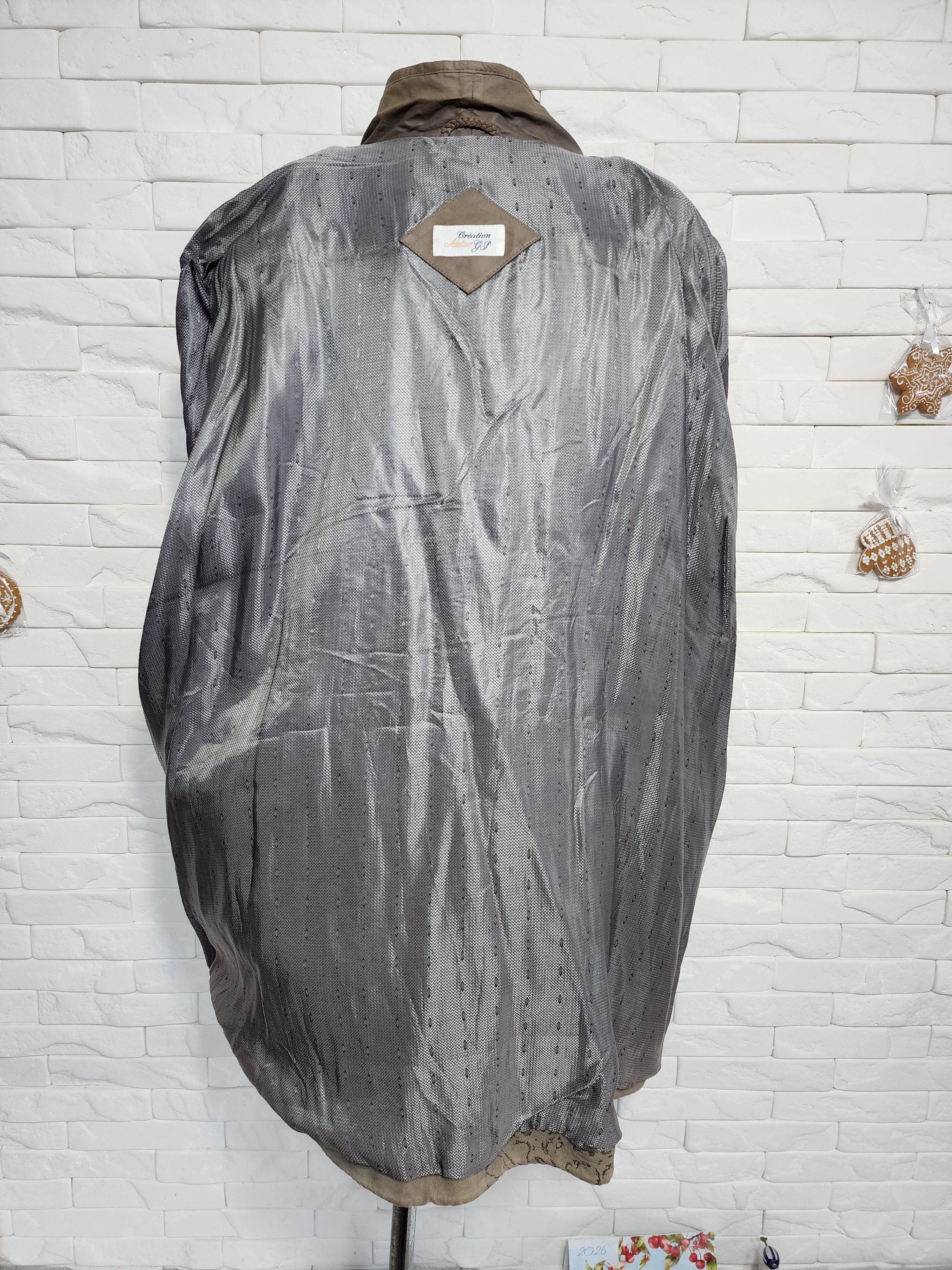 Uniqlo Gray Leather Jacket: Women's Jacket with Buttons. Size 4XL / US 24-26 - 7 Thumbnail
