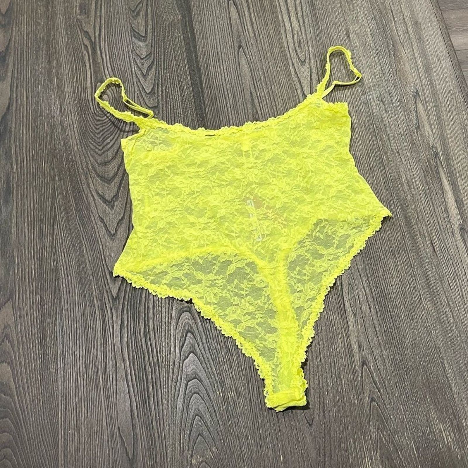SKIMS NWT Skims Stretch Lace Thong Bodysuit Highlighter 3X Size 3XL / US 20-22 - 1 Thumbnail