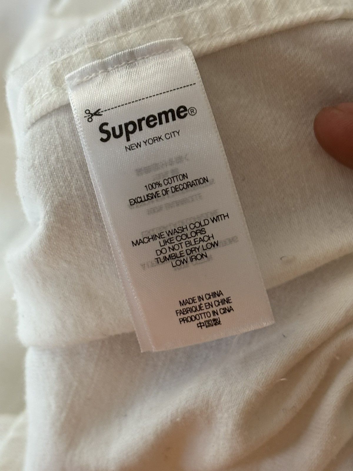 Supreme Supreme Small Box Logo Button Up Shirt White Size US L / EU 52-54 / 3 - 7 Thumbnail