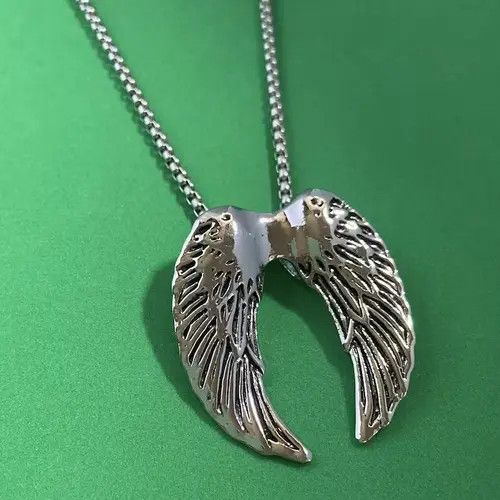 Designer × Jewelry Titanium Steel Angel Wings Pendant Necklace for Men Women Size ONE SIZE - 4 Thumbnail