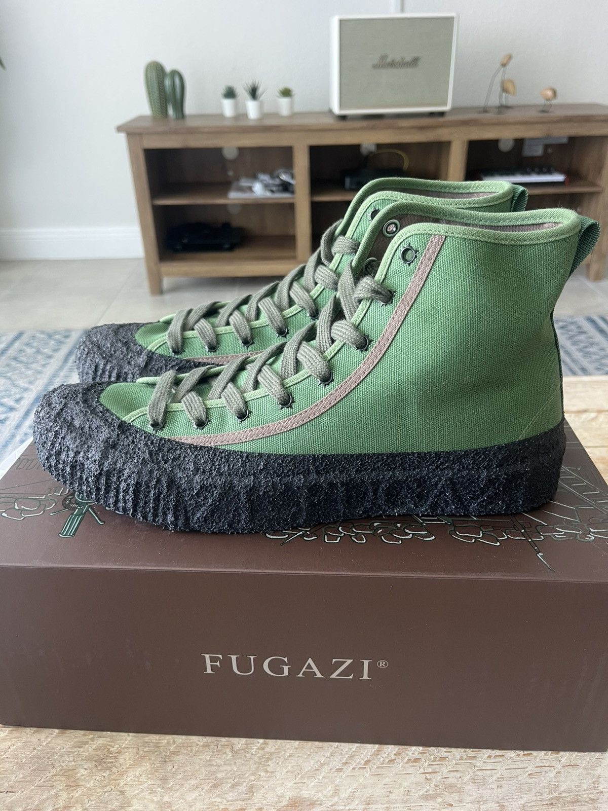 Fugazi Trench Olive Size US 10 / EU 43 - 1 Thumbnail