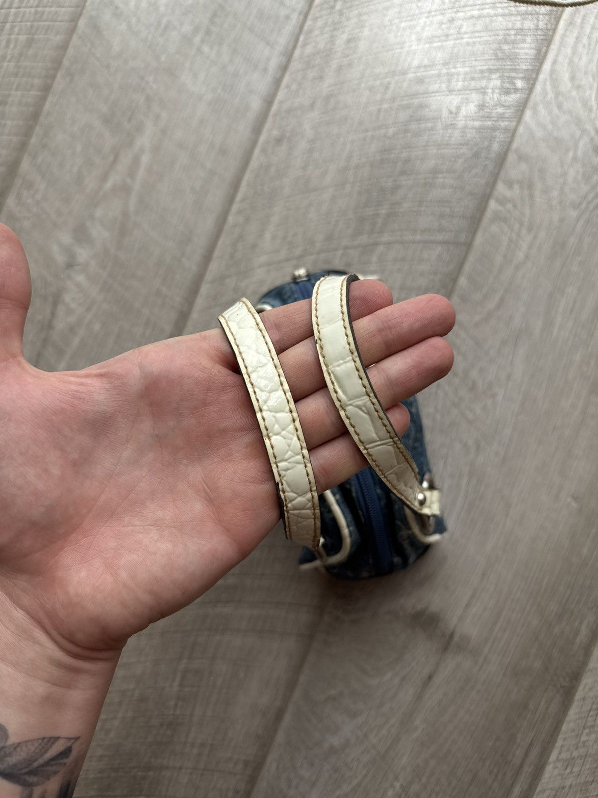 Guess Guess vintage buckle logo bag baguette mini 00s Y2k Handbag Size ONE SIZE - 9 Thumbnail