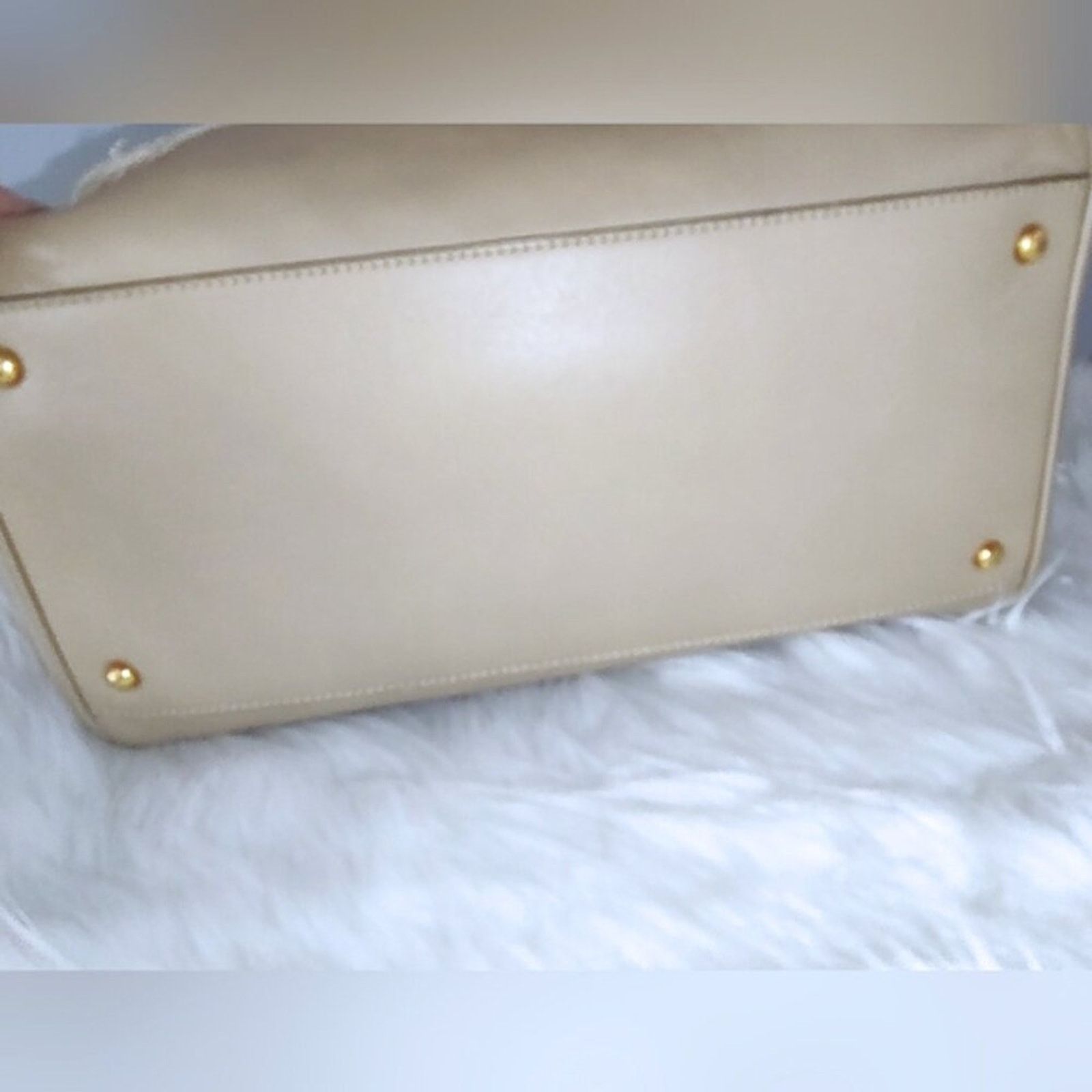 Dolce & Gabbana Dolce & Gabbana leather/lace shoulder bag EUC Size ONE SIZE - 9 Thumbnail