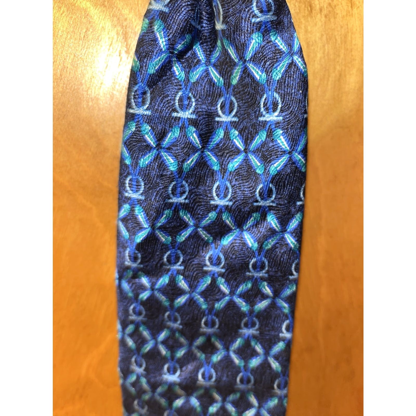 Vintage VINTAGE The Metropolitan Museum of Art Men's Silk Tie Blue Geometric Pattern Classic 57-60 Inches Accessories Size ONE SIZE - 2 Thumbnail