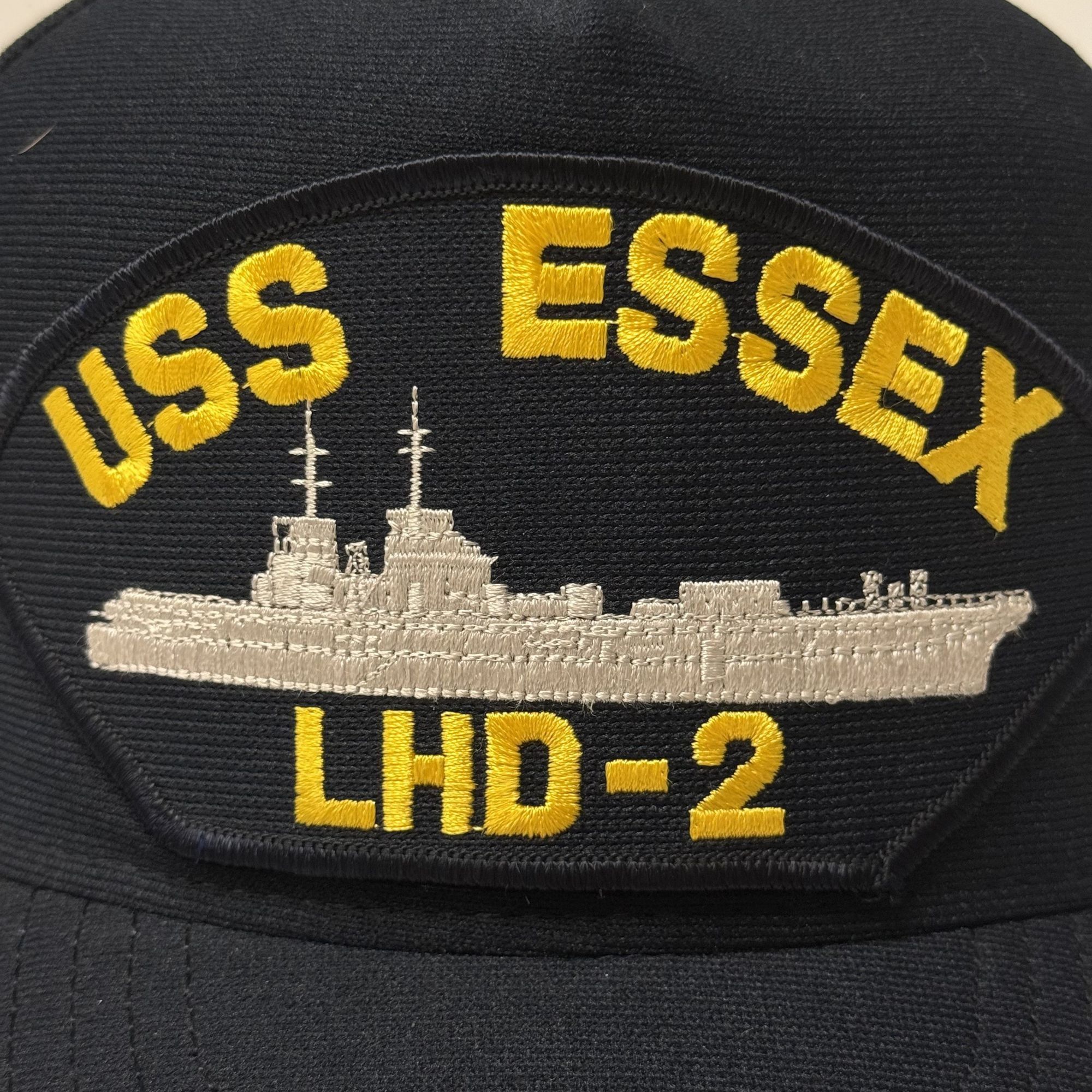 Other NOS New Vtg Eagle Crest USS ESSEX LHD-2 USA NAVY Hat Size ONE SIZE - 3 Thumbnail
