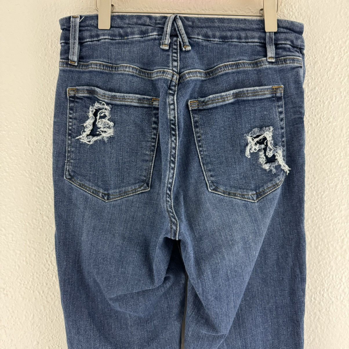 Good American GOOD AMERICAN Denim High Waisted Good Legs Skinny Jeans Size 28" / US 6 / IT 42 - 7 Thumbnail
