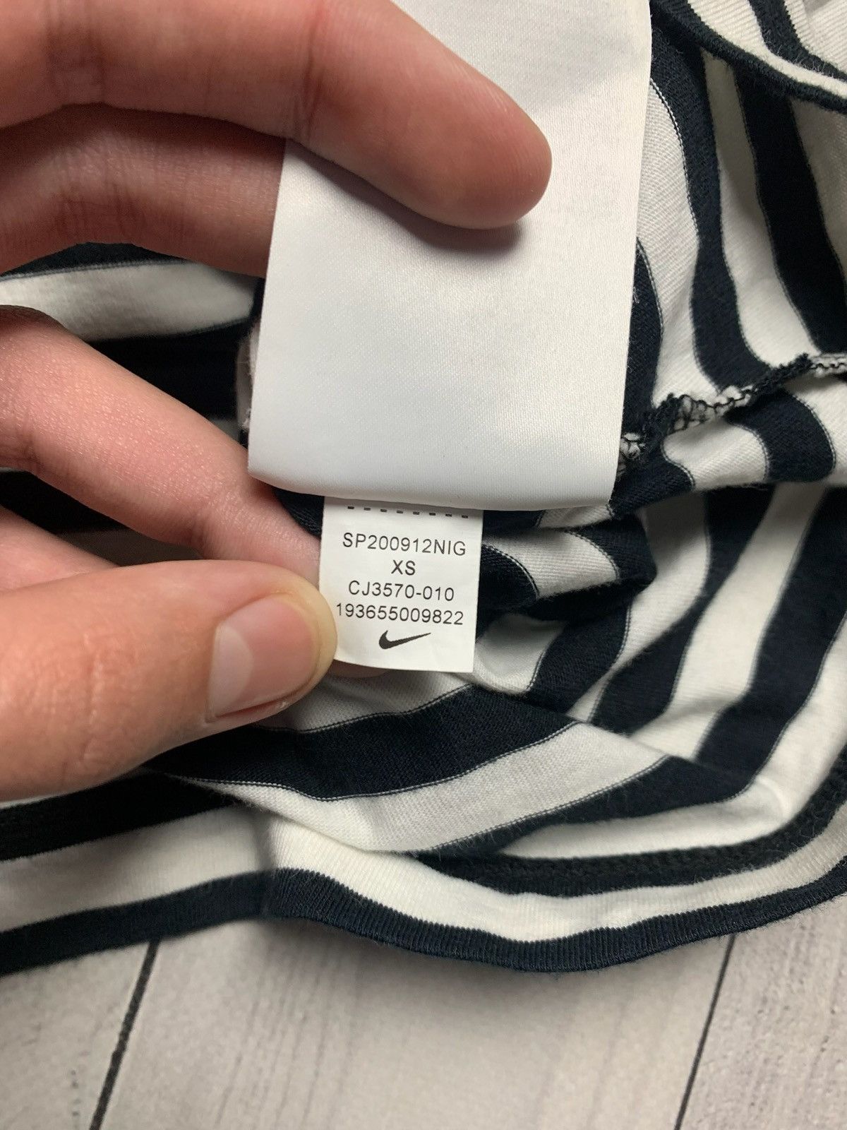Nike × Vintage Vintage Nike X Peace tee striped rare logo size Xs Size US XS / EU 42 / 0 - 7 Thumbnail