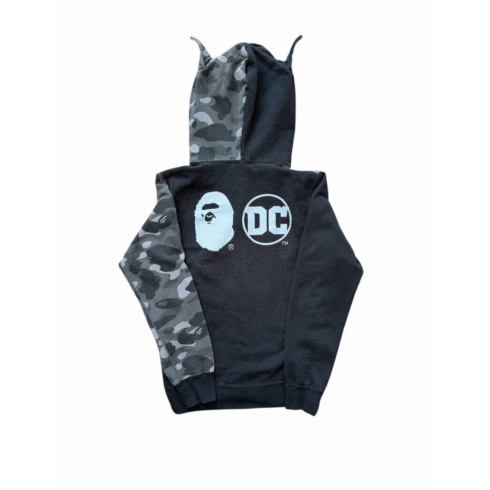 Bape Size L (Fits M) - Bape x DC Comics Batman Full Zip Hoodie Size US L / EU 52-54 / 3 - 4 Thumbnail