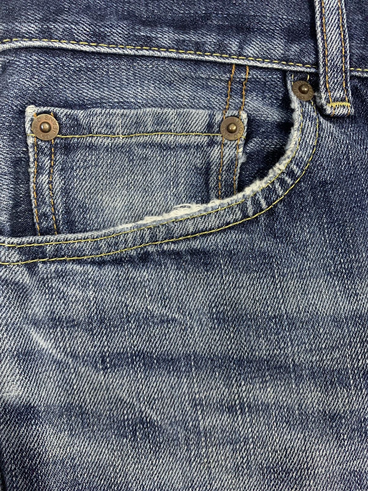 Undercover × Uniqlo Vintage Uniqlo S002 Faded Loose Straight Distressed Jeans Size US 34 / EU 50 - 6 Thumbnail