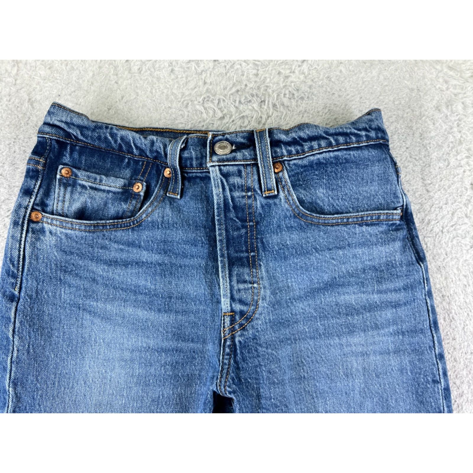 Levi's Levi's 501 Shorts Women's Medium Wash Denim Casual Pants 24 Waist Summer Fall Winter Size 36" / US 14 / IT 50 - 4 Thumbnail