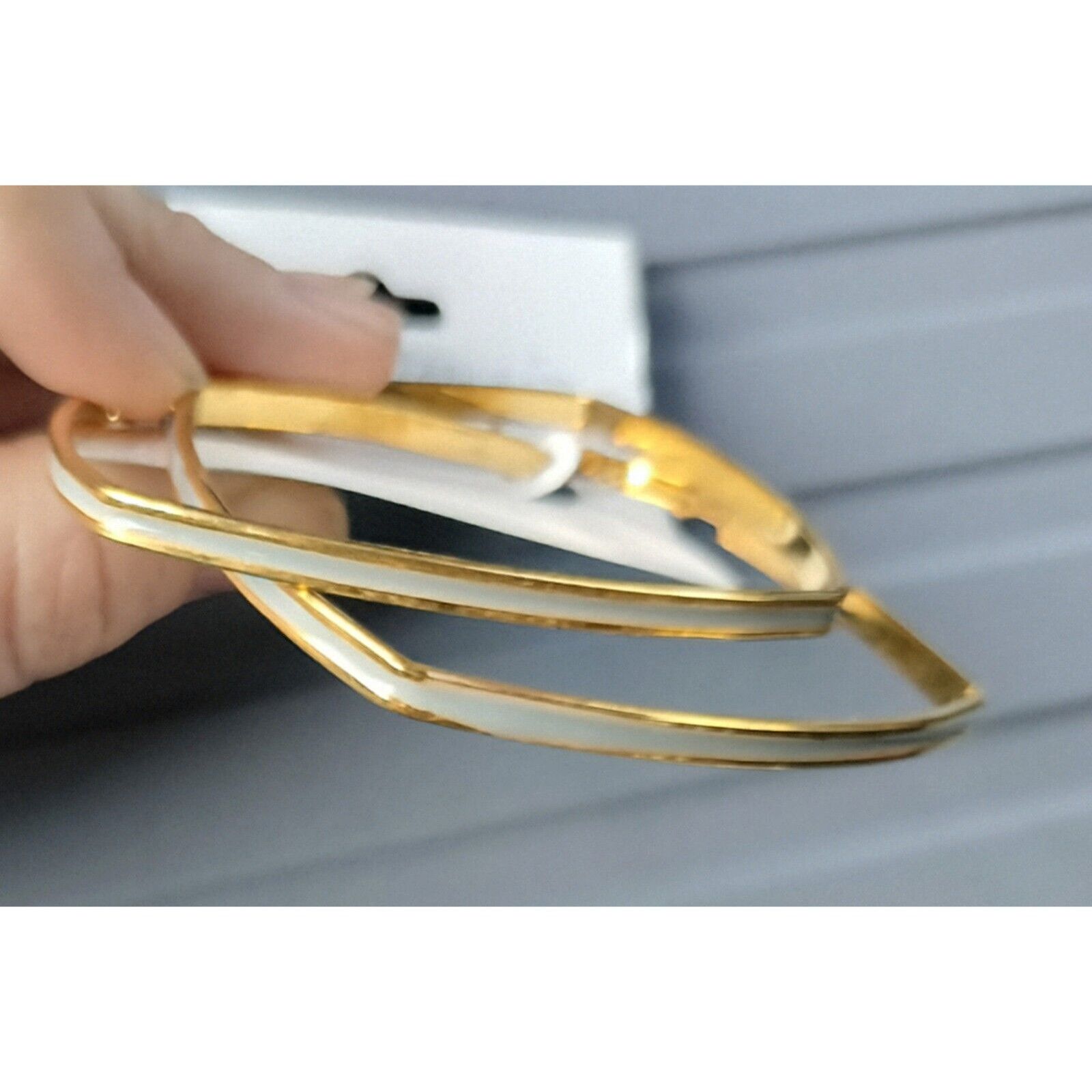 Other Hoop Earrings Gold Tone Fashion Jewelry Eggshell White Light Size ONE SIZE - 7 Thumbnail