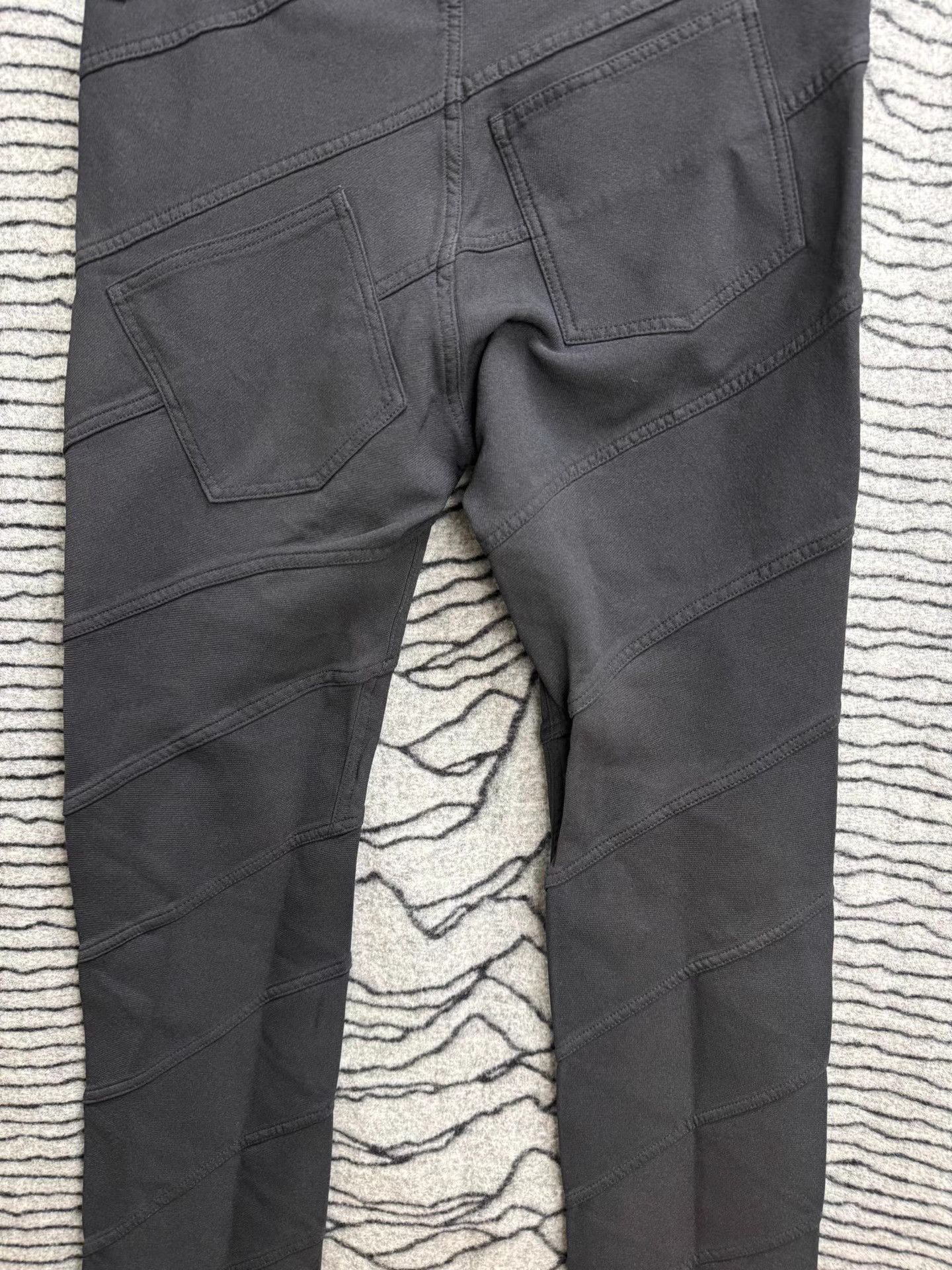 Comme des Garcons Homme Plus Comme des Garçons Homme Plus Spiral Trousers K20 Size US 35 - 6 Thumbnail