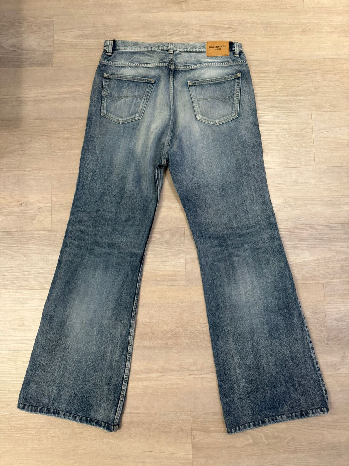Balenciaga Balenciaga Japanese denim flared jeans Size US 34 / EU 50 - 6 Thumbnail