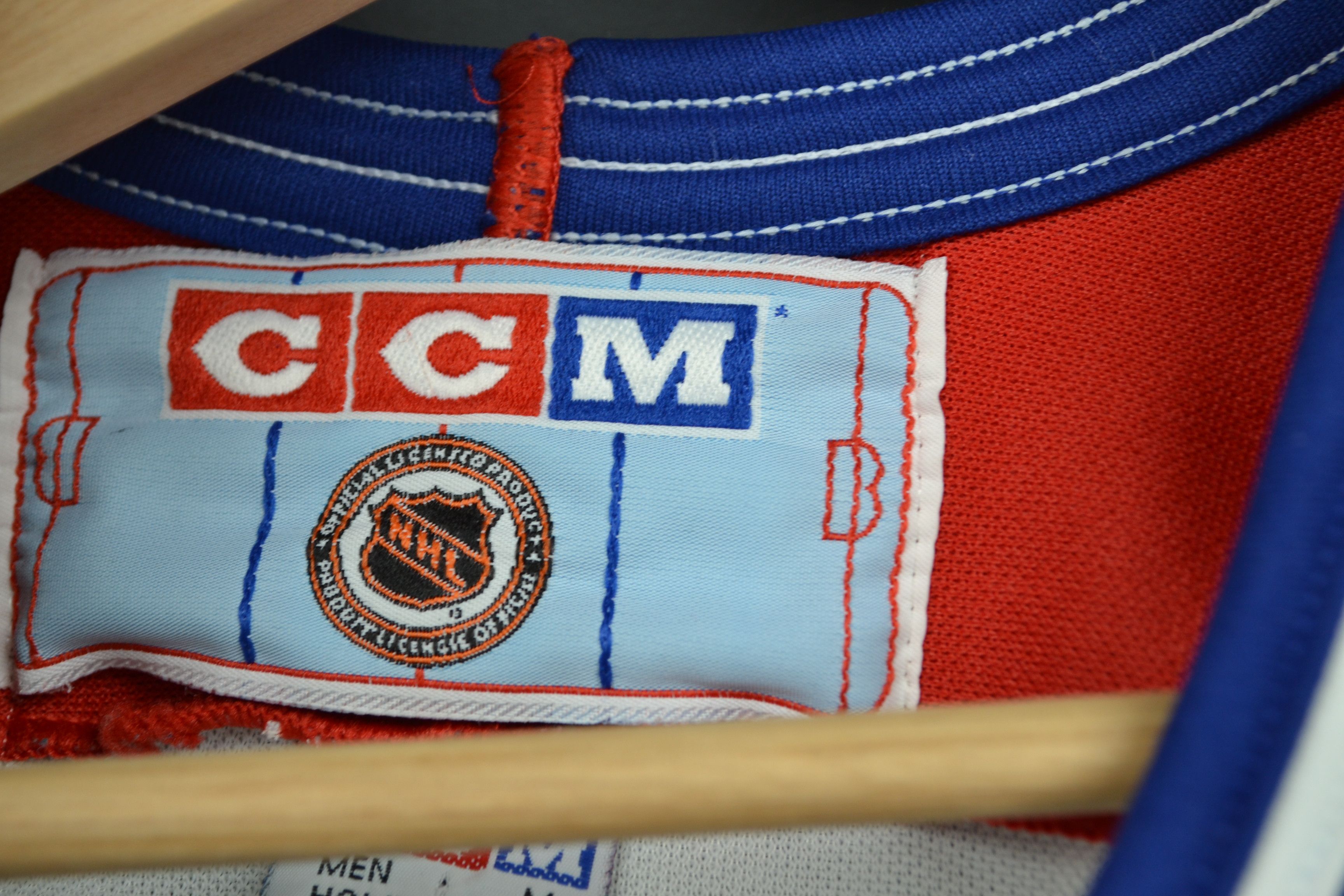 Ccm Canadien CCM Montreal Vintage M Pierre Turgeon 77 Jersey Size US M / EU 48-50 / 2 - 7 Thumbnail
