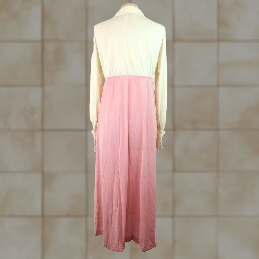Vintage Vanity Fair Robe Mod Tie Waist Nylon VTG 60s Pink S Womens Pop GoGo Dress Robes Size S / US 4 / IT 40 - 1 Thumbnail